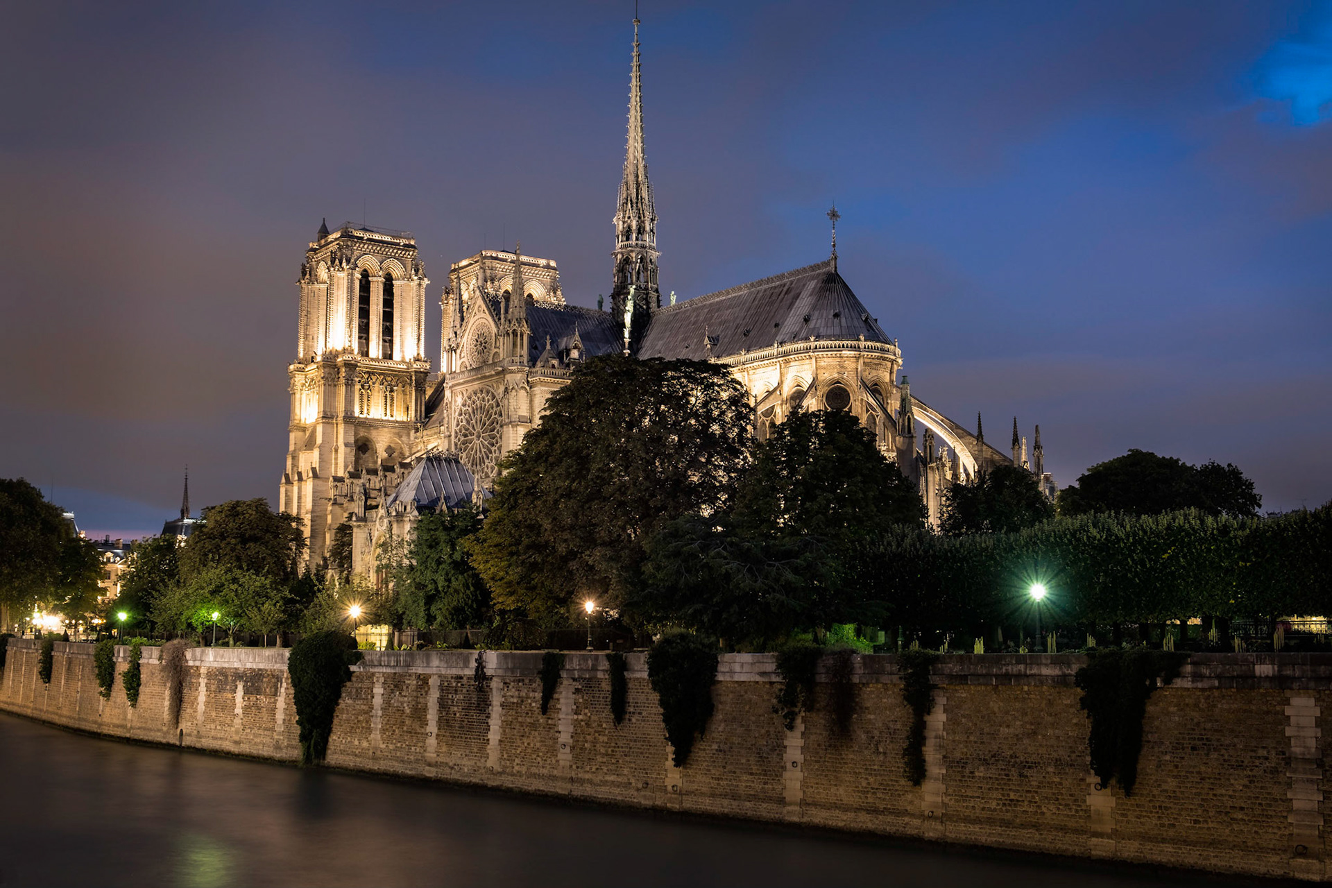 Notre-Dame Night - Paris, France
