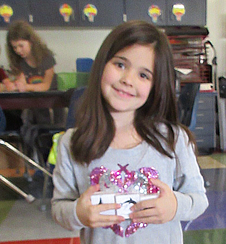 Story dice shaker volunteer