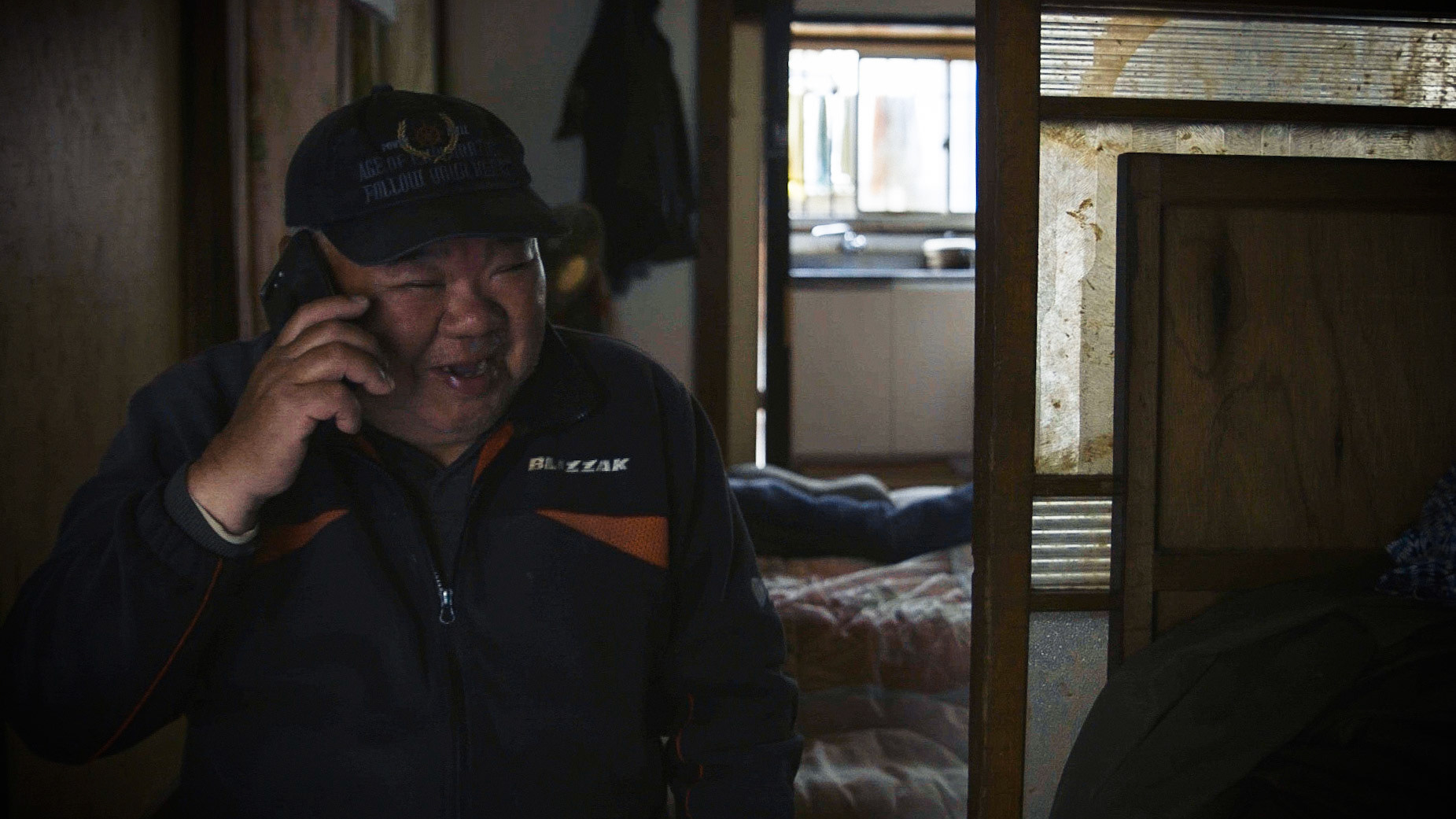 Harmonica 8 | âCan I use your phone, I need to call the vocalâ Ishino asked the photographer and clumsily touched the screen to dial. But It soon turned out that the person he called was actually his younger sister living in Nagasaki whose tone was very calm and understanding, 10 April 2020.