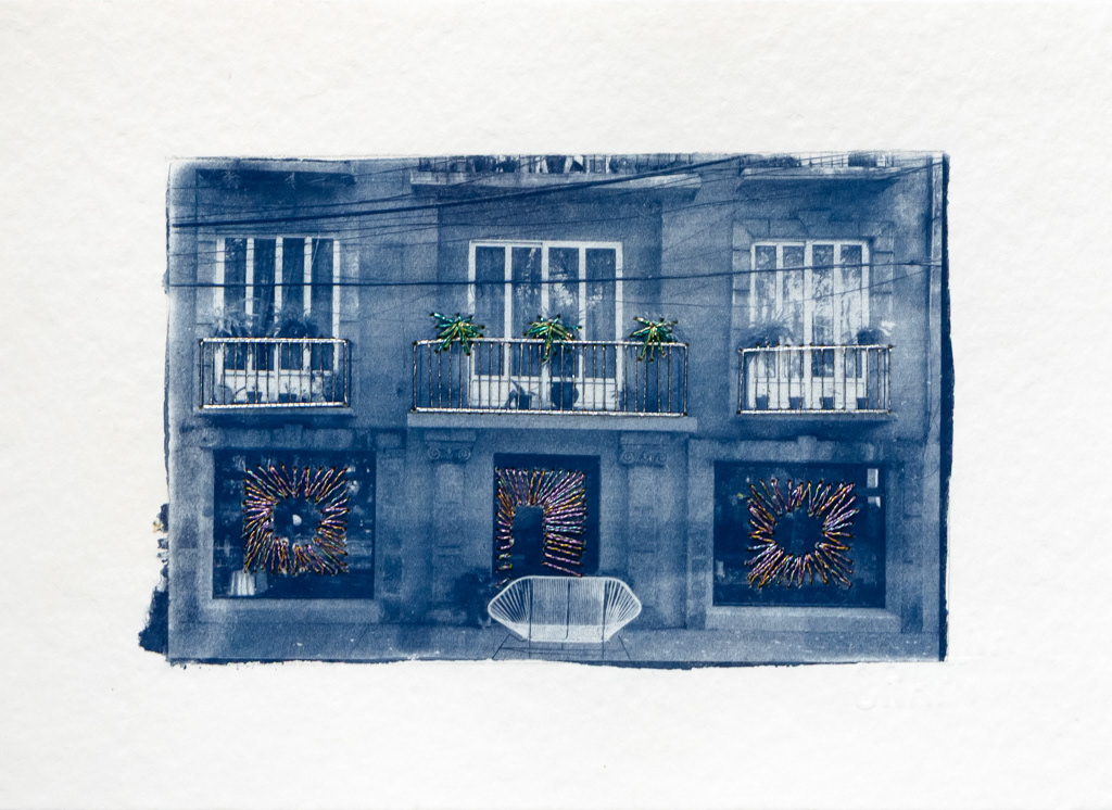 Ventanas. Cianotipia e hilo metálico.