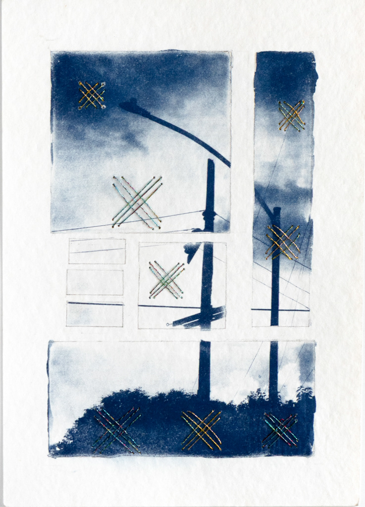 Cruce. Cianotipia sobre papel e hilo metálico.