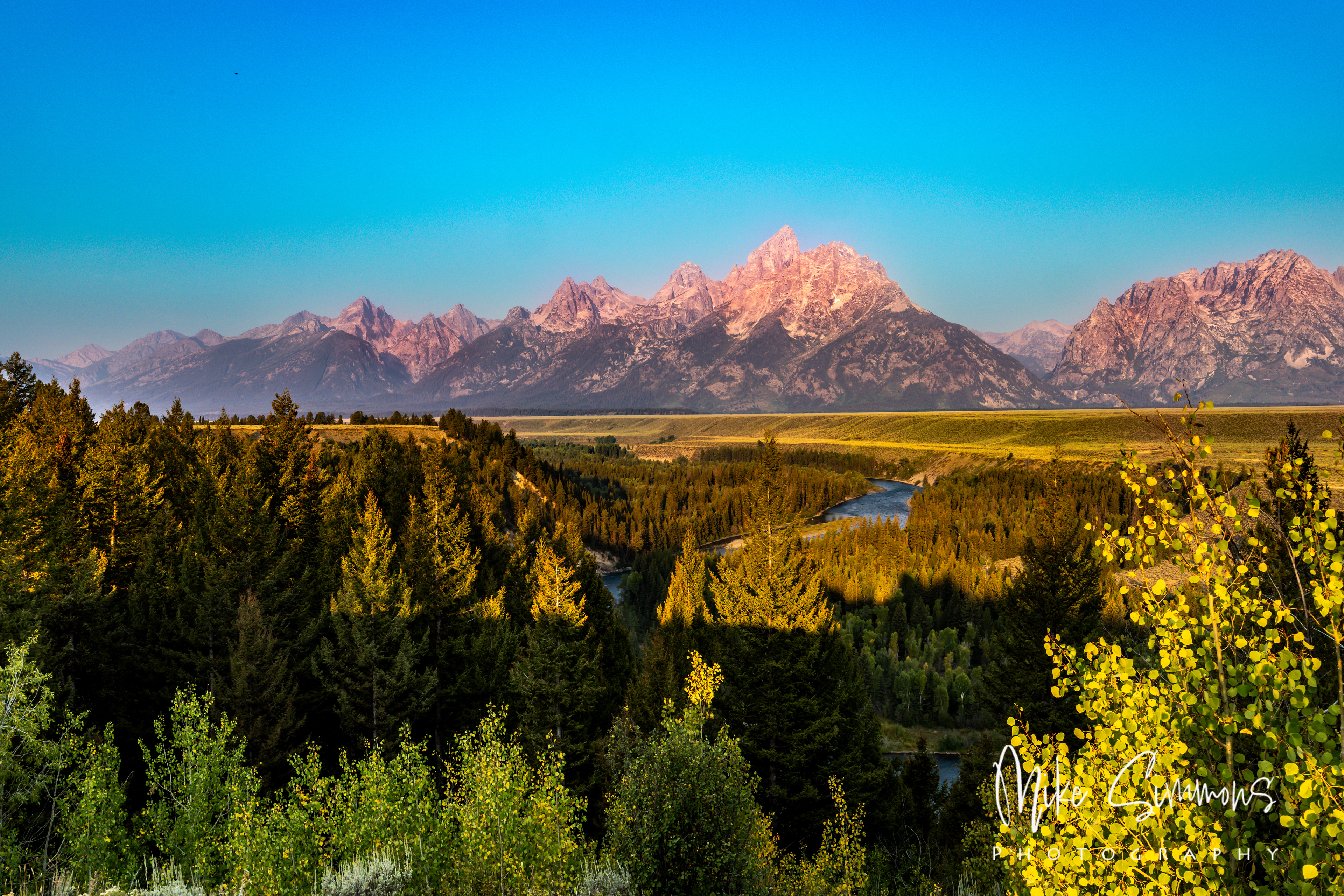 Snake River overlook in the morning at Grand Tetons NP