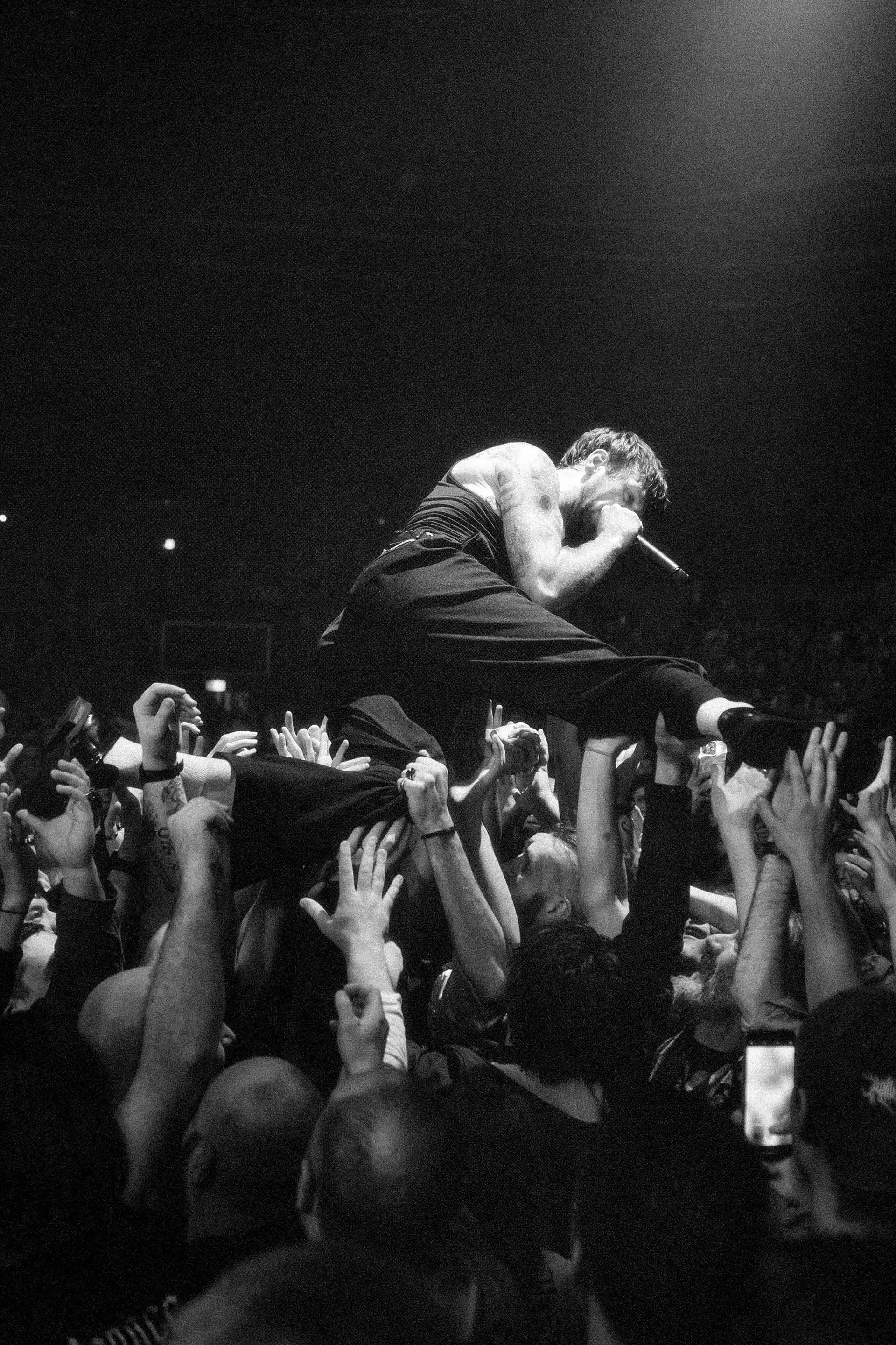 WHILE SHE SLEEPS at Le Zénith de Paris