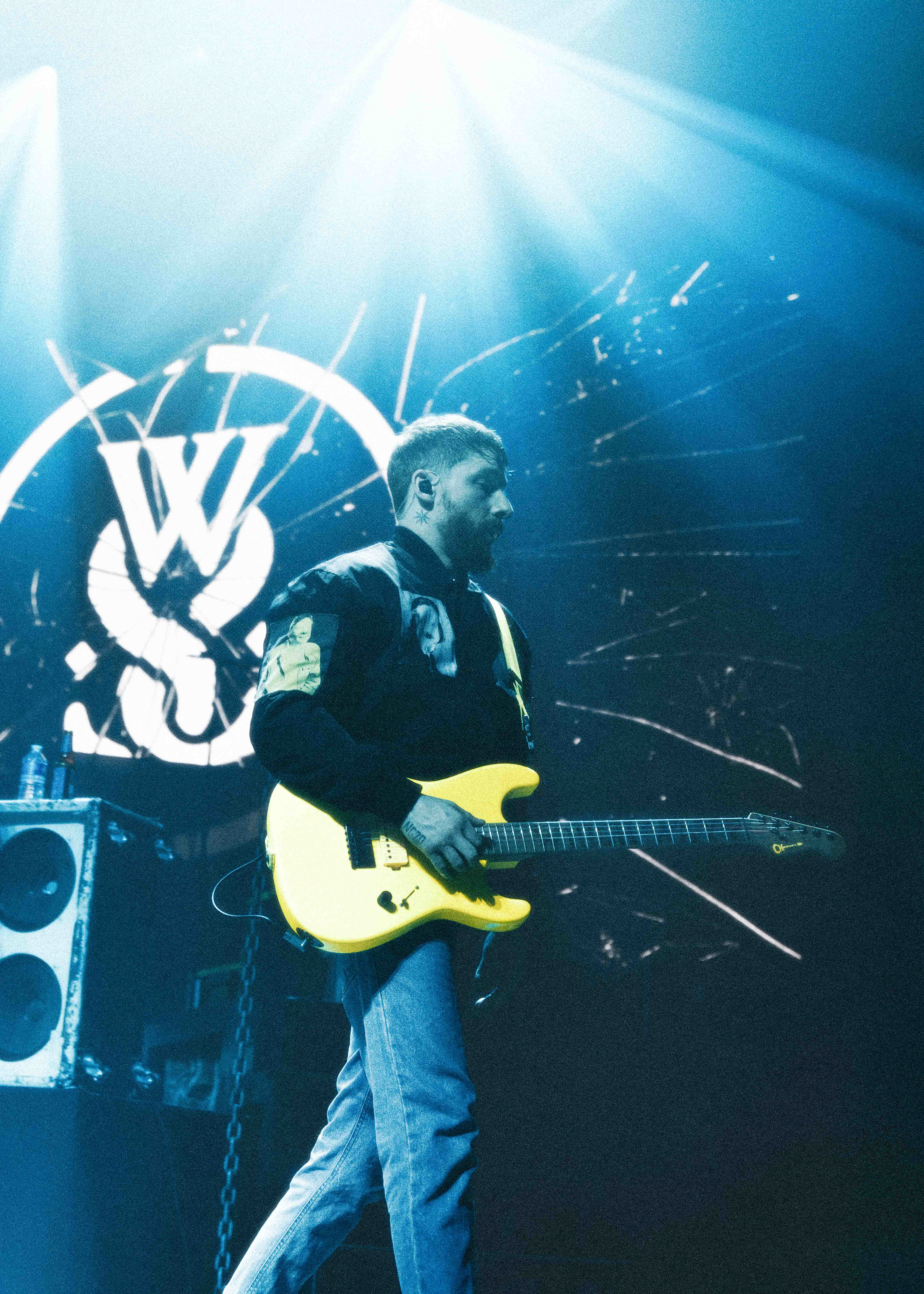 WHILE SHE SLEEPS at Le Zénith de Paris