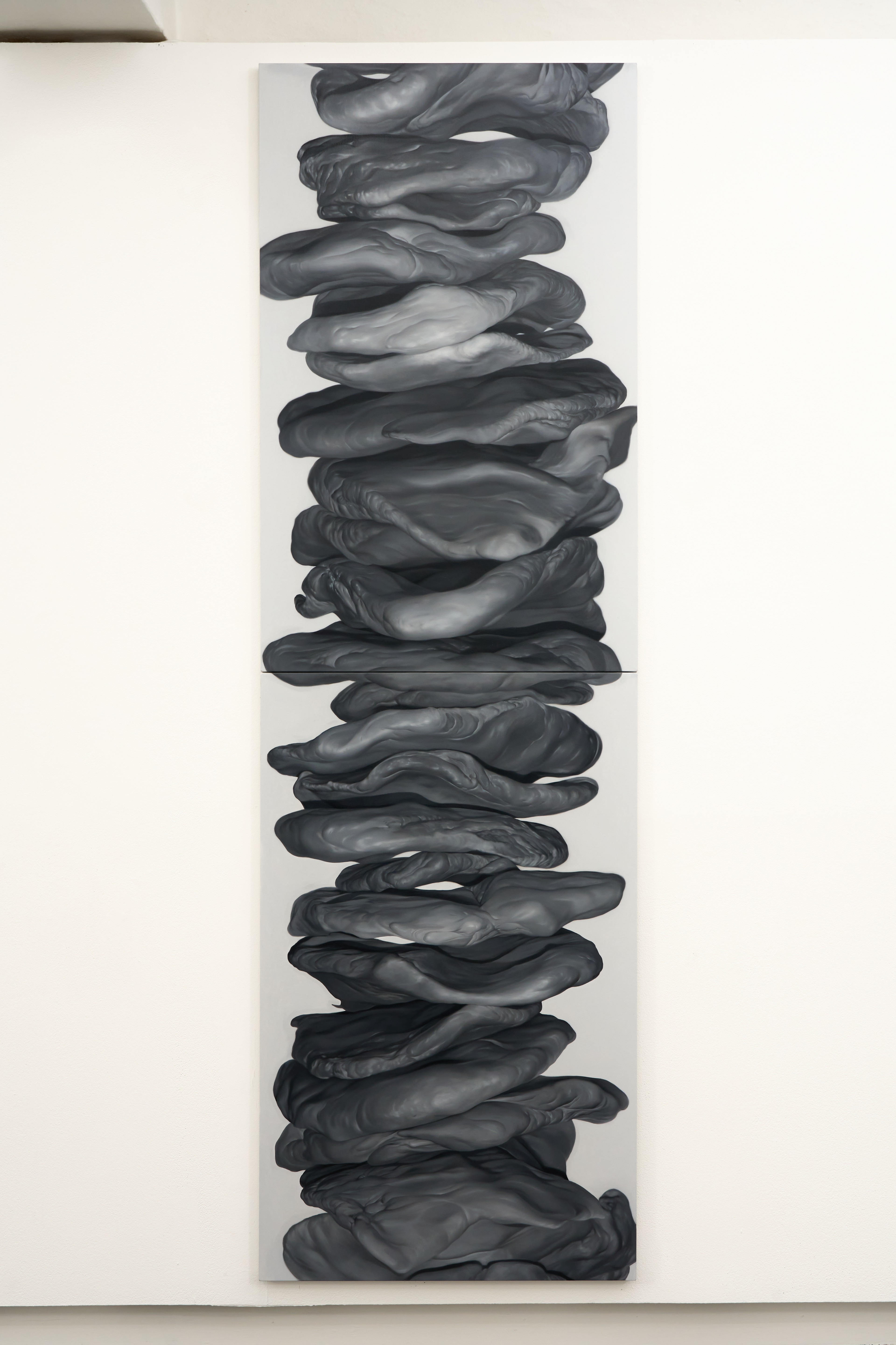 똬리뼈, 2025, 233.6x72.7cm, oil on canvas