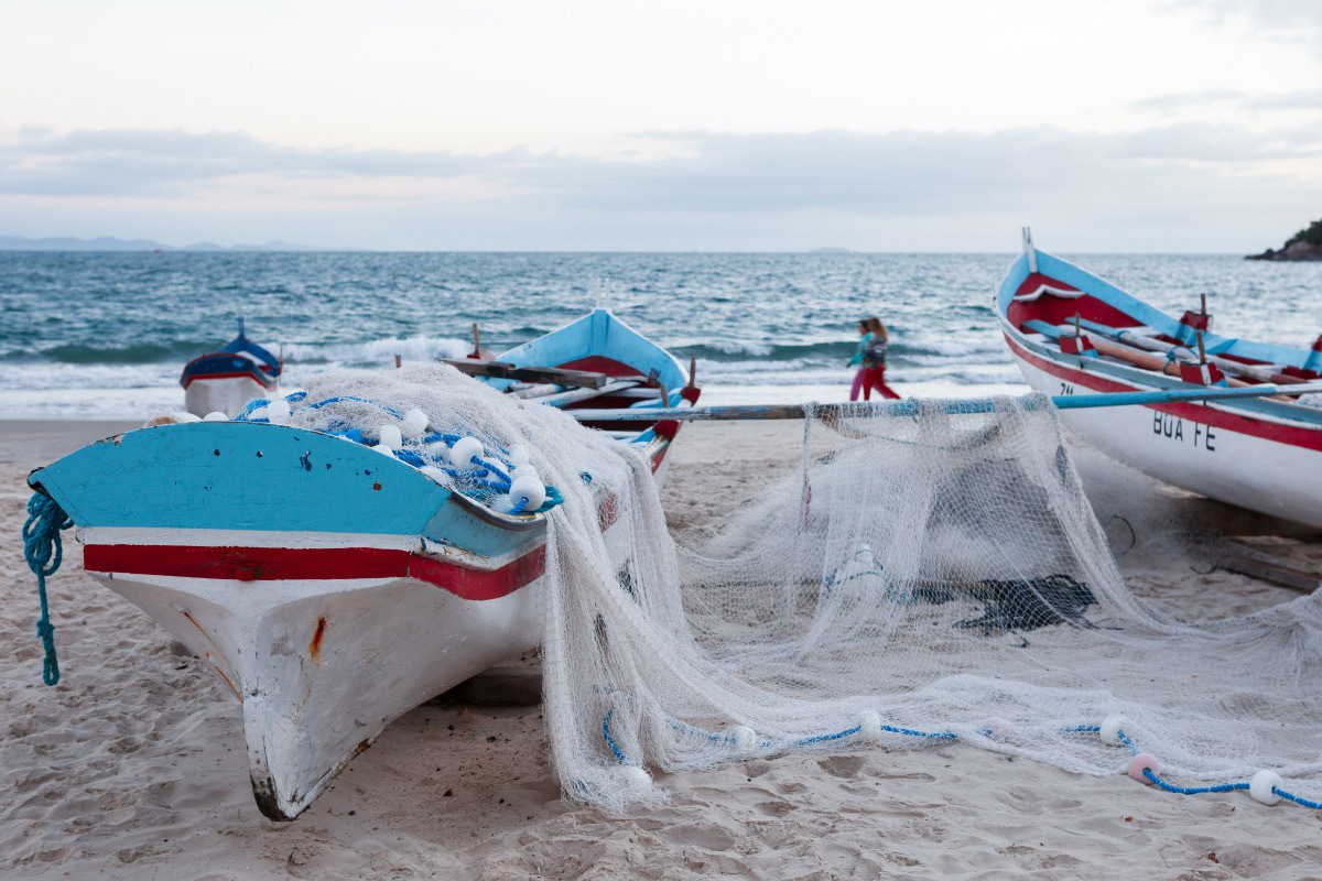 Canoas na Praia da Lagoinha