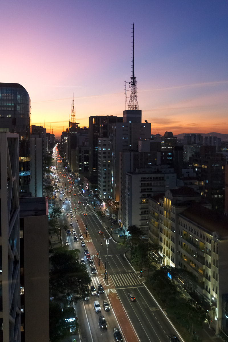 Entardecer na Avenida Paulista