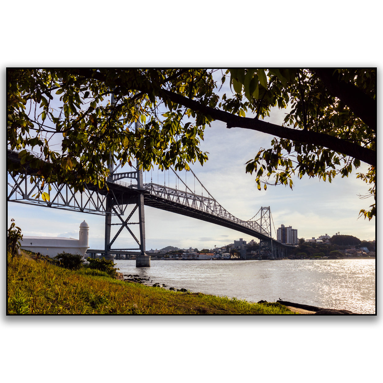 Ponte Hercílio Luz e Forte Santana