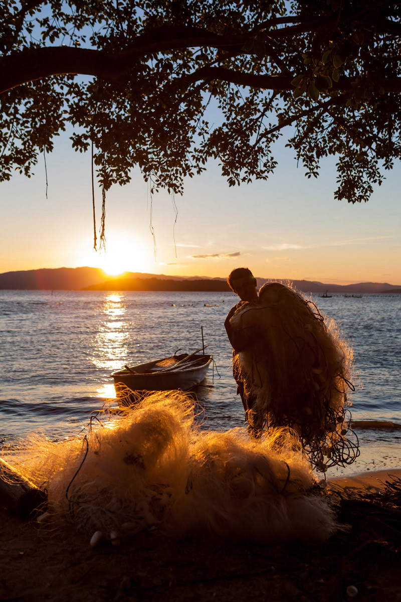 Pescador na Pra de Sambaqui