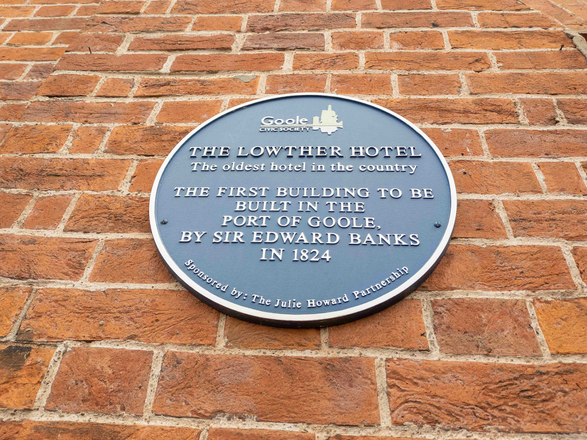 Blue Plaque for The Lowther Hotel - Goole UK 2025