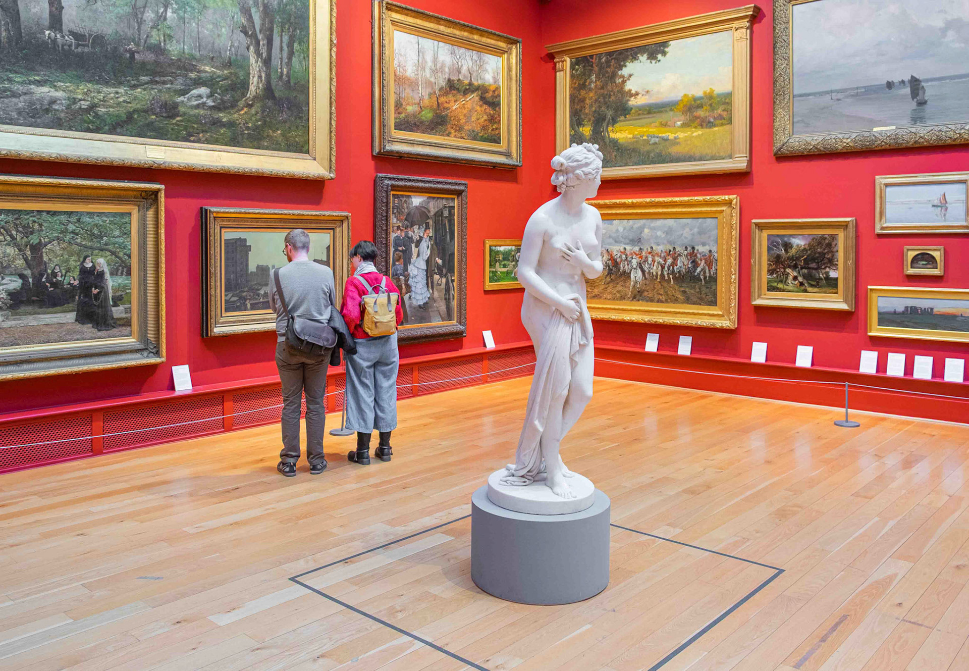 The Venus Italica Statue by Antonio Canova - Leeds Art Gallery