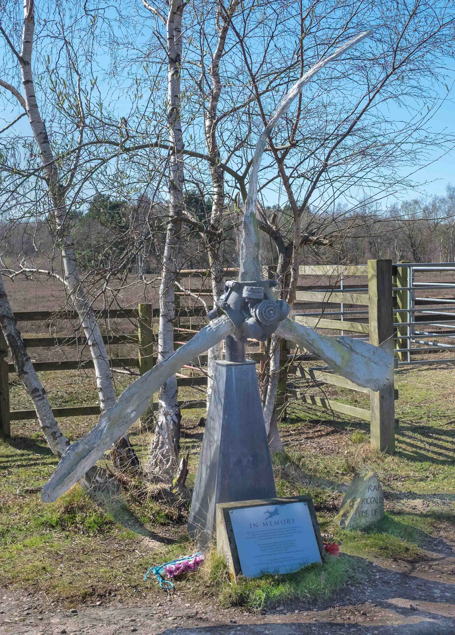 Memorial to Armed Services Personnel Stationed at Skipwith Common and Riccall RAF in WWII