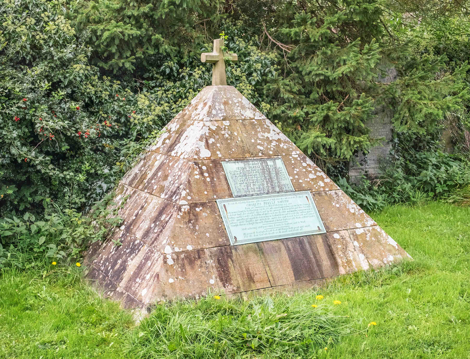 The Grave of Charles Piazzi Smyth - North Yorkshire UK 2023