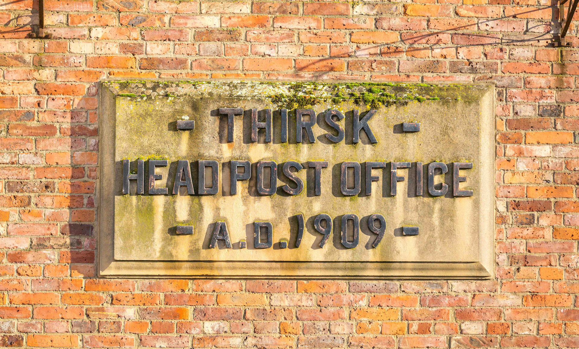 Post Office Sign - Thirsk UK