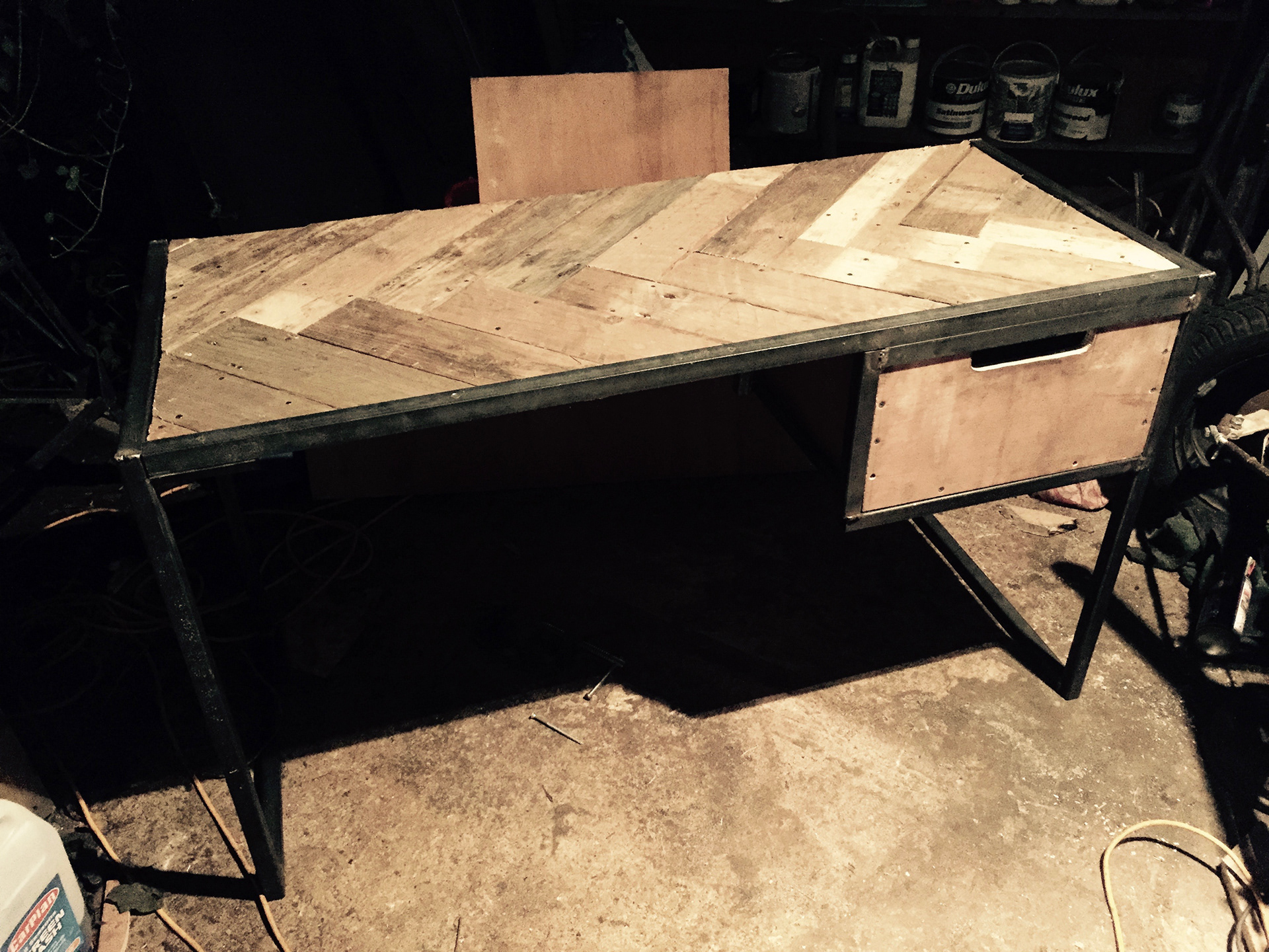 Reclaimed Pallet Timber University Desk