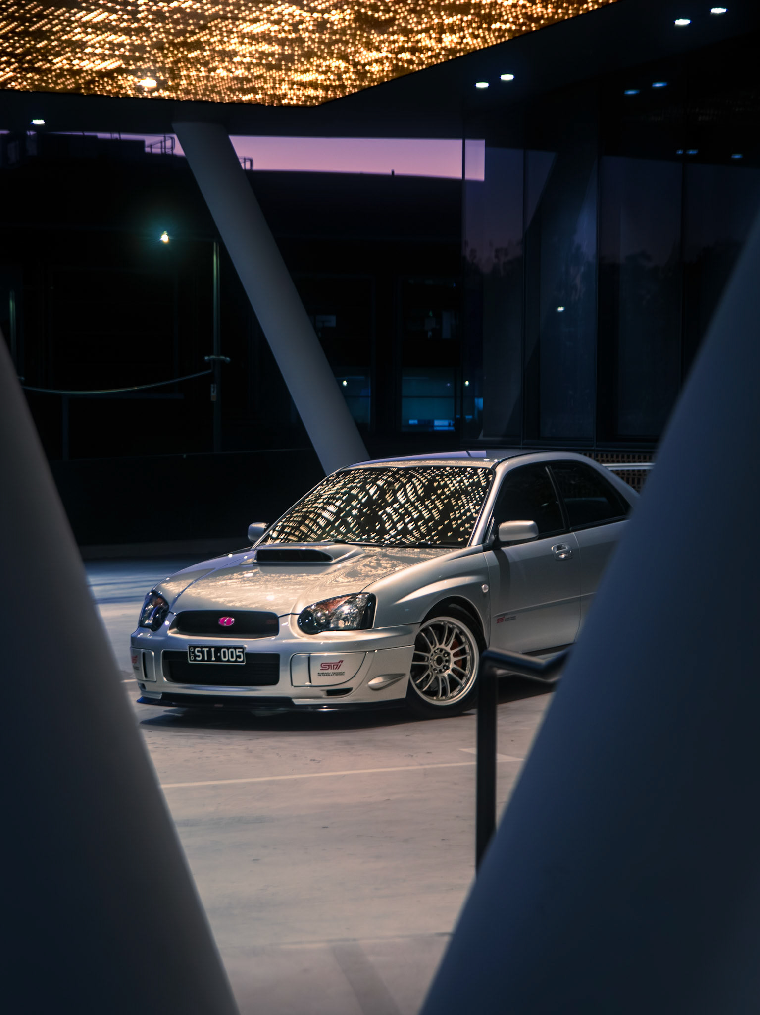 ISO 640 50.0 mm f / 2.8 1/30 sec