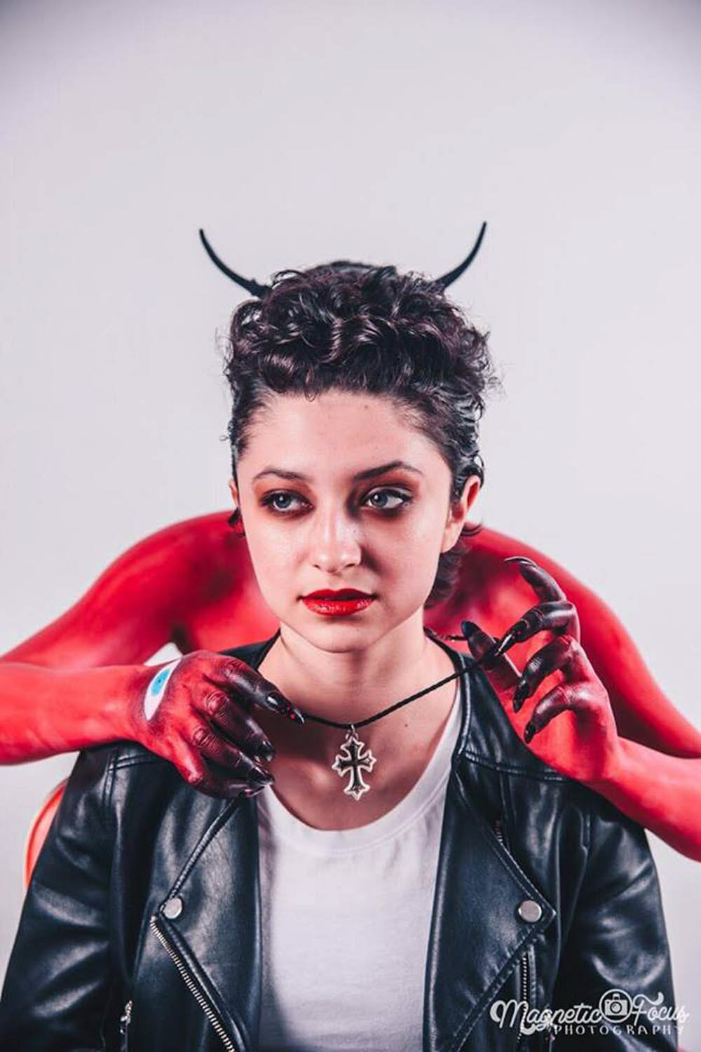 Photography/Makeup: Magnetic Focus Photography; Makeup/Model: Haemy Chung; Model: Lillian Sims