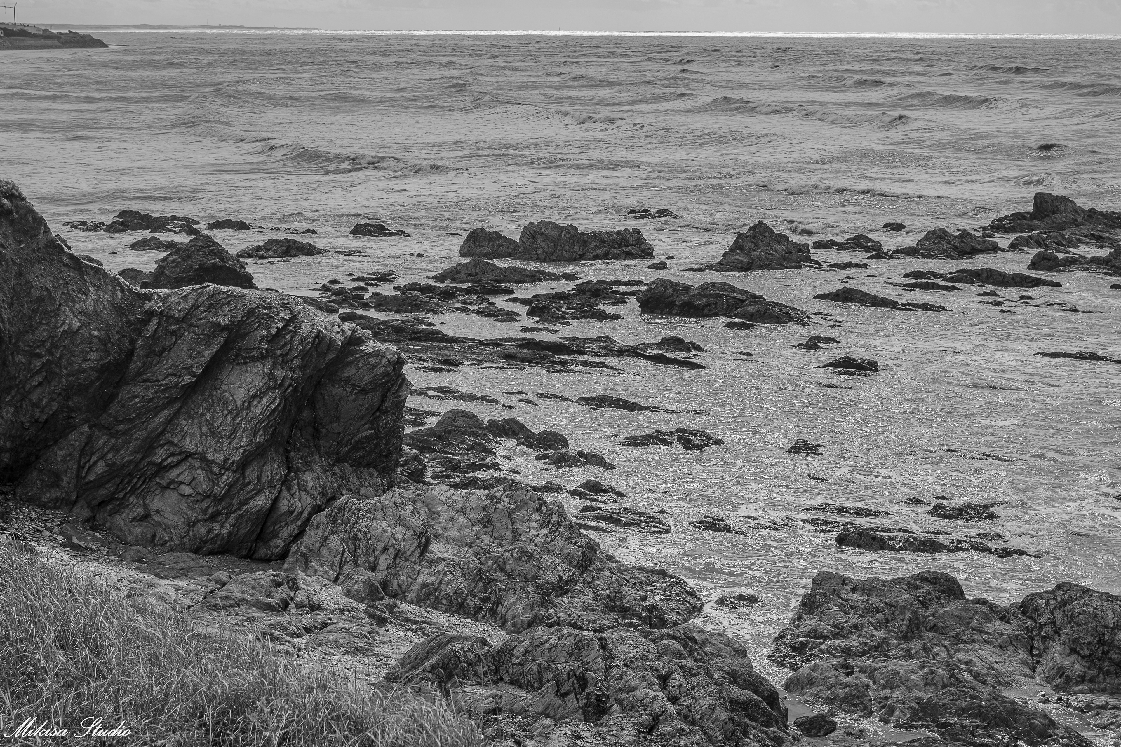 Récifs de la baie de Brétignolles Sur Mer, photo noir et blanc 75