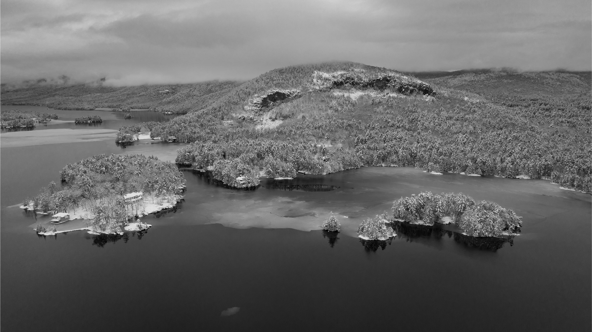 Shelving Rock, 14 Mile Is. and Hen and Chickens