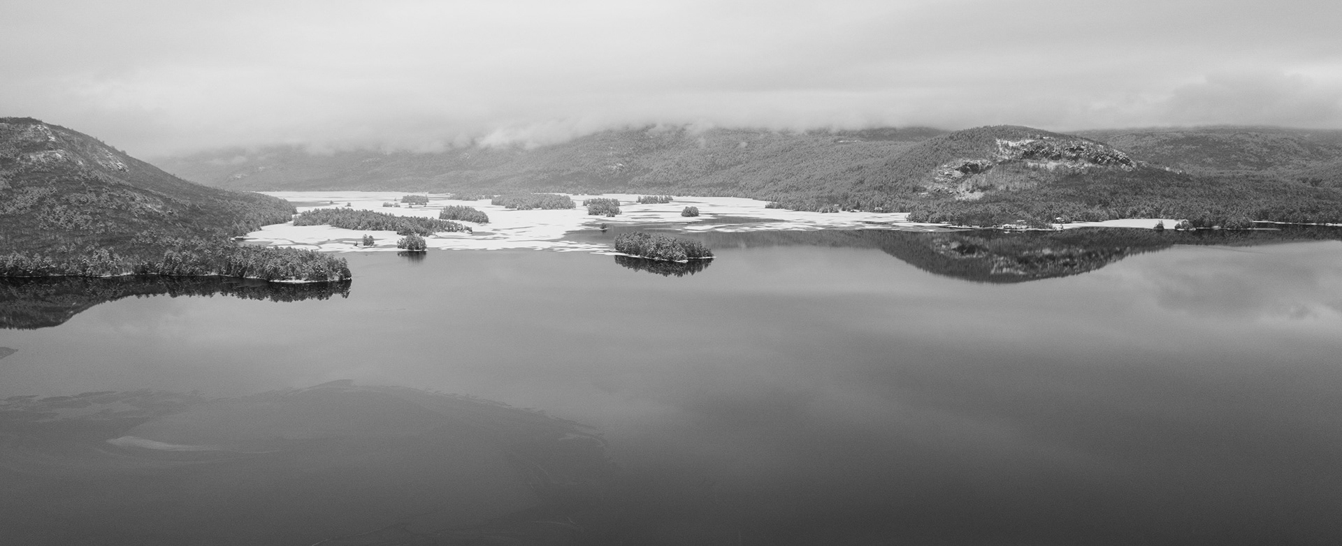 Lake Beginning to freeze in the Narrows