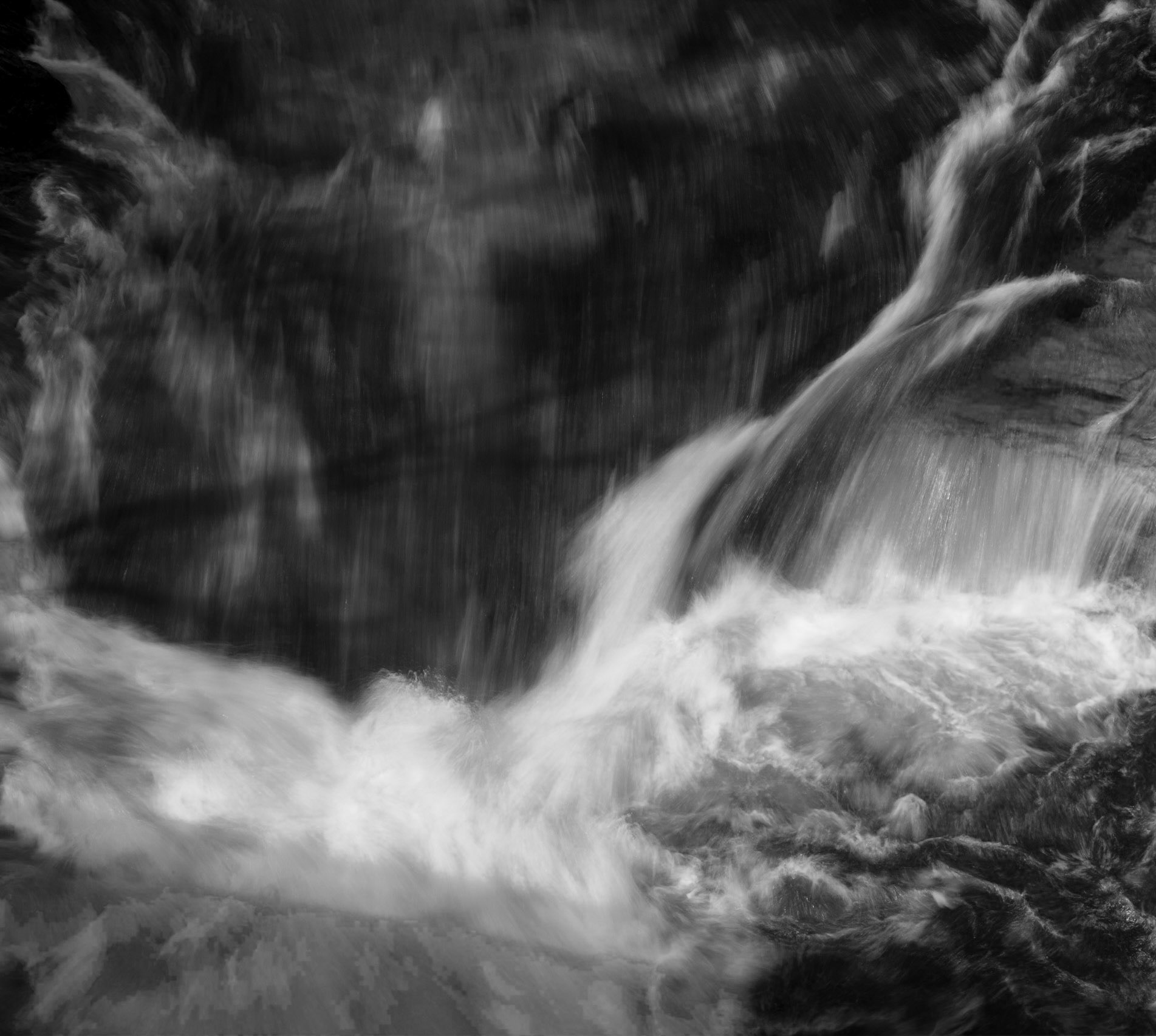 Turbulent Cascade