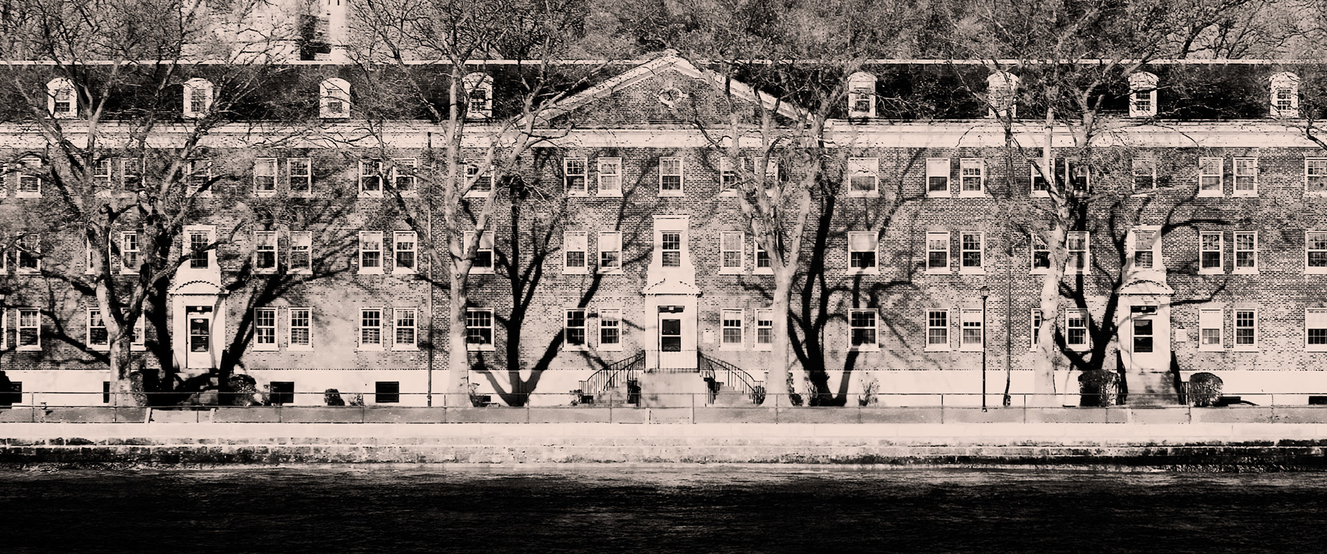 Governor's Island Building