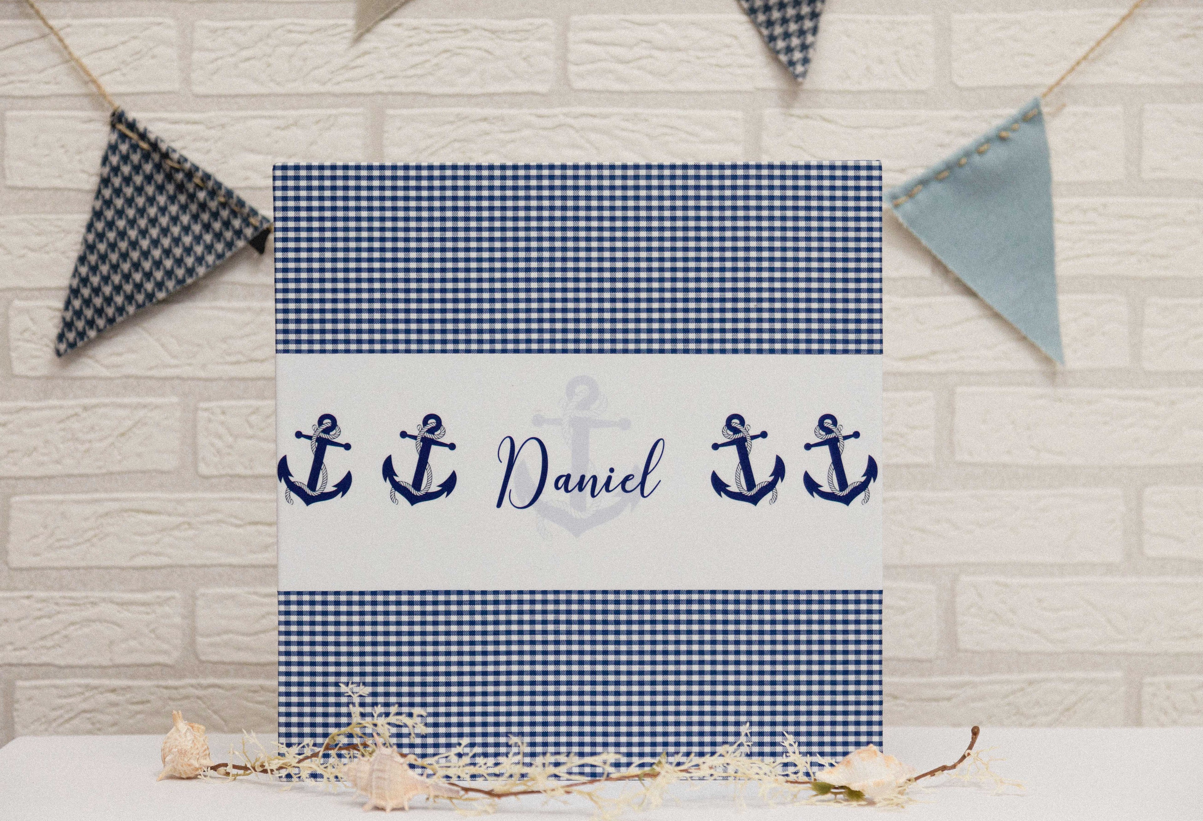 MODELO AB171   MATERIAL  LINO CUADRITOS AZUL MARINO FRANJA PERSONALIZADA 