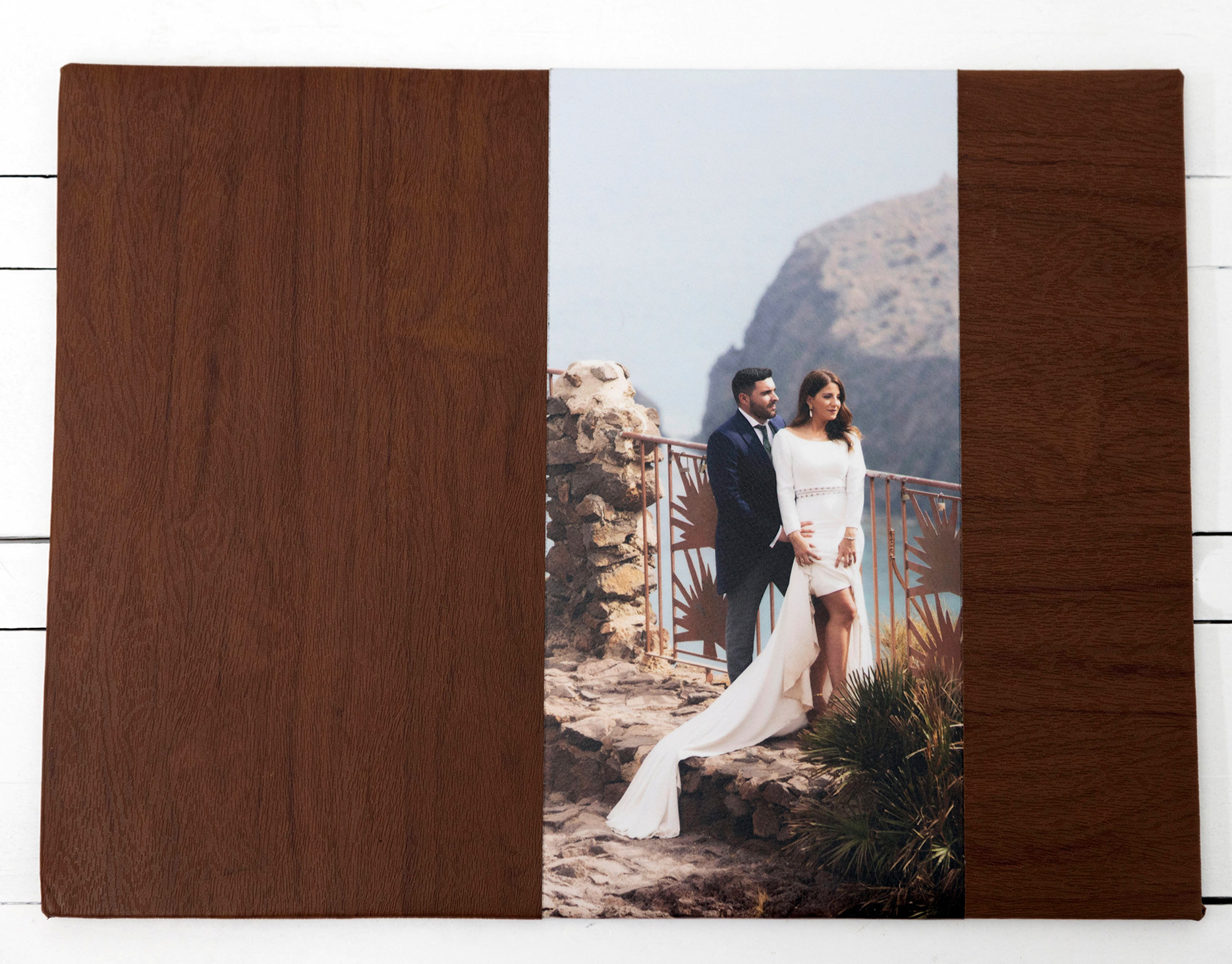 modelo samar..este modelo se presenta en polipiel orlando marrony fotografia 15x35  