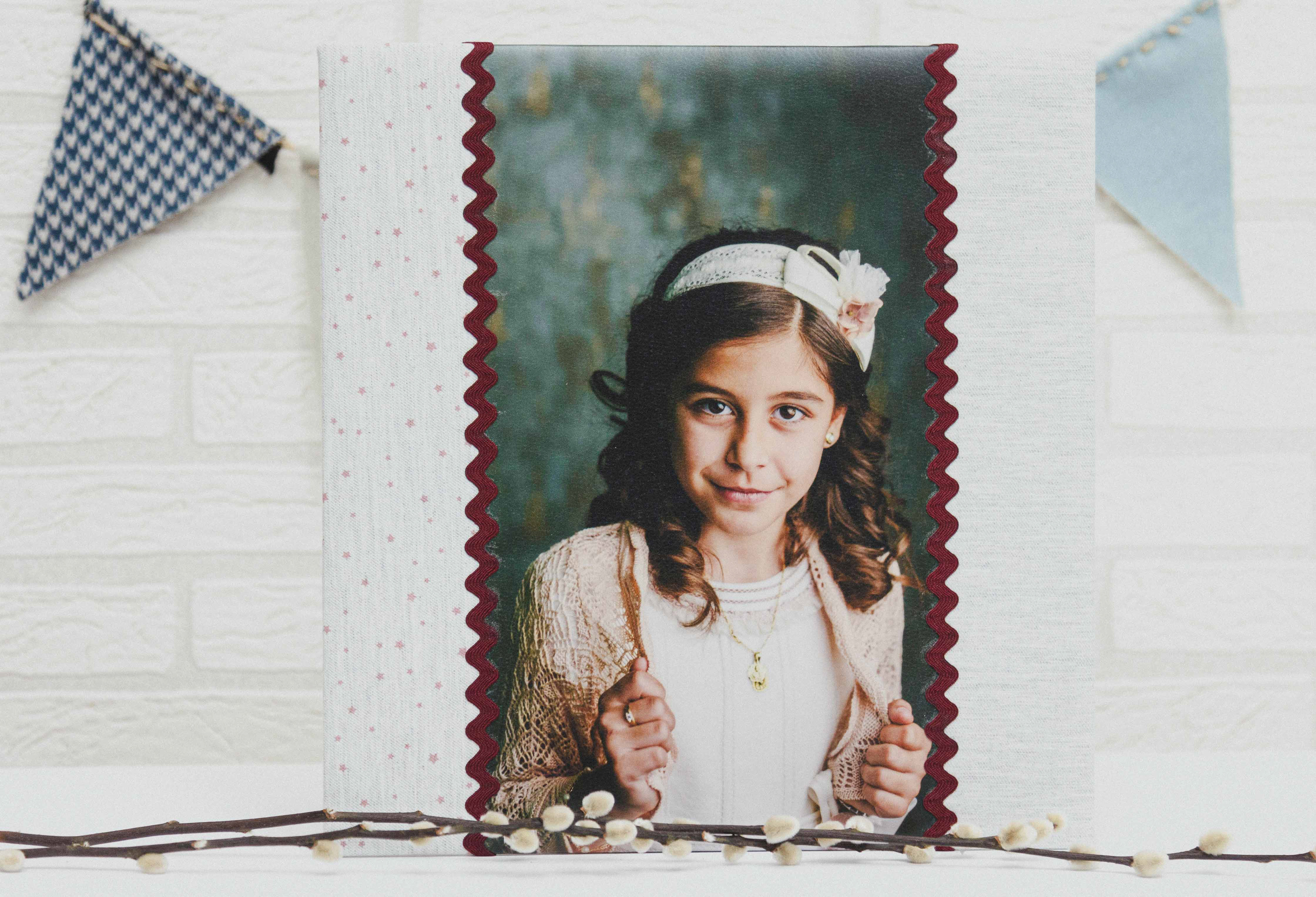 MODELO AB 1221     MATERIAL COMBINADO DE COLORES  LINO ESTRELLAS ROSA PICONELA GRANATE FOTOGRAFIA 17X35 LINO  gris claro     