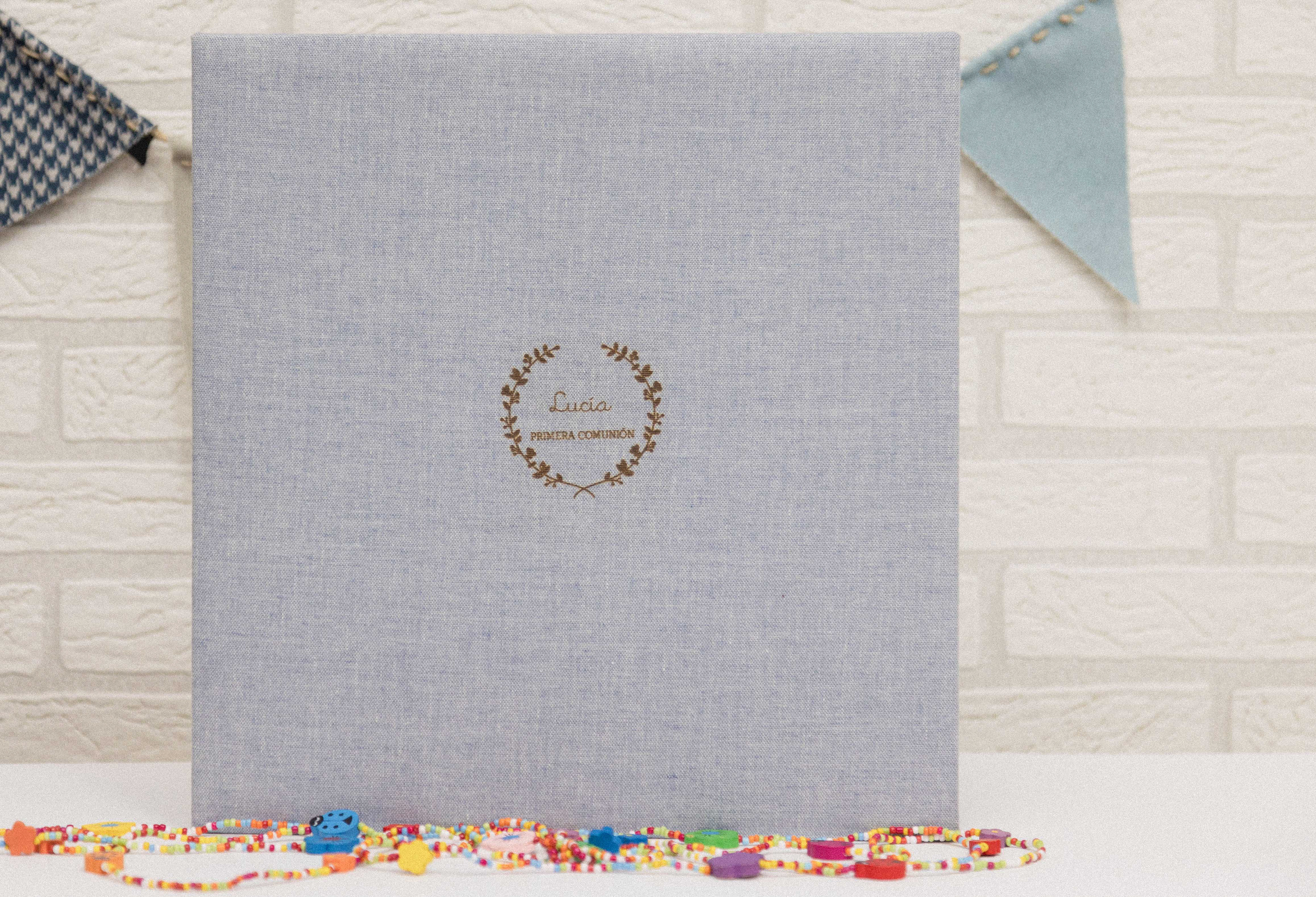 MODELO AB 1242   MATERIALLINO VAQUERO GRABADO EN EL CENTRO A FUEGO