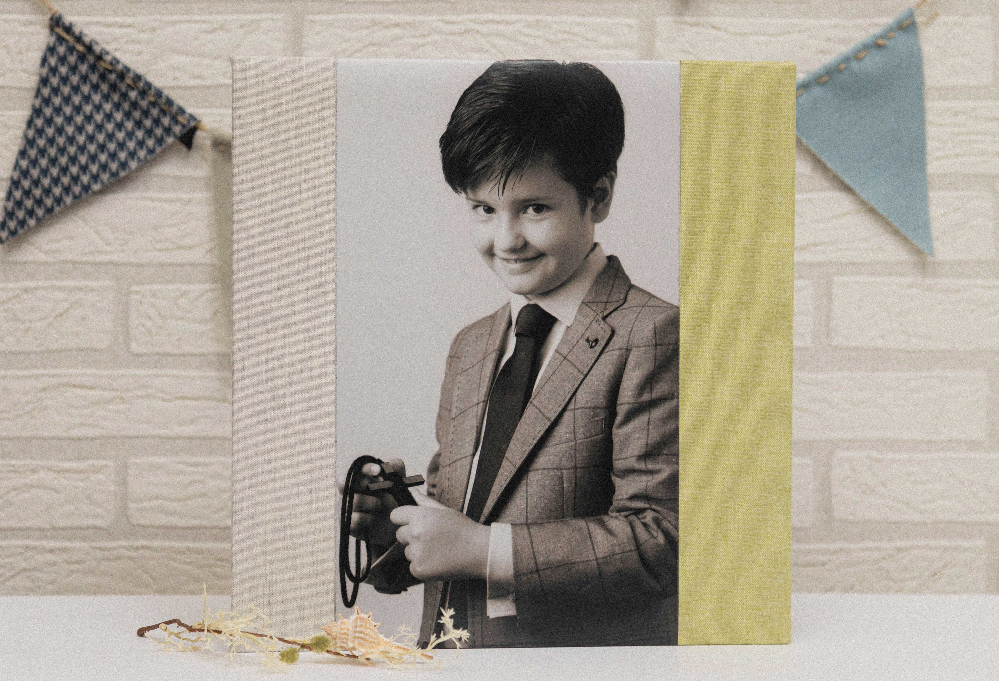 MODELO AB 159   MATERIAL    LINO GRIS FOTOGRAFIA 18X35 LINO PISTACHO