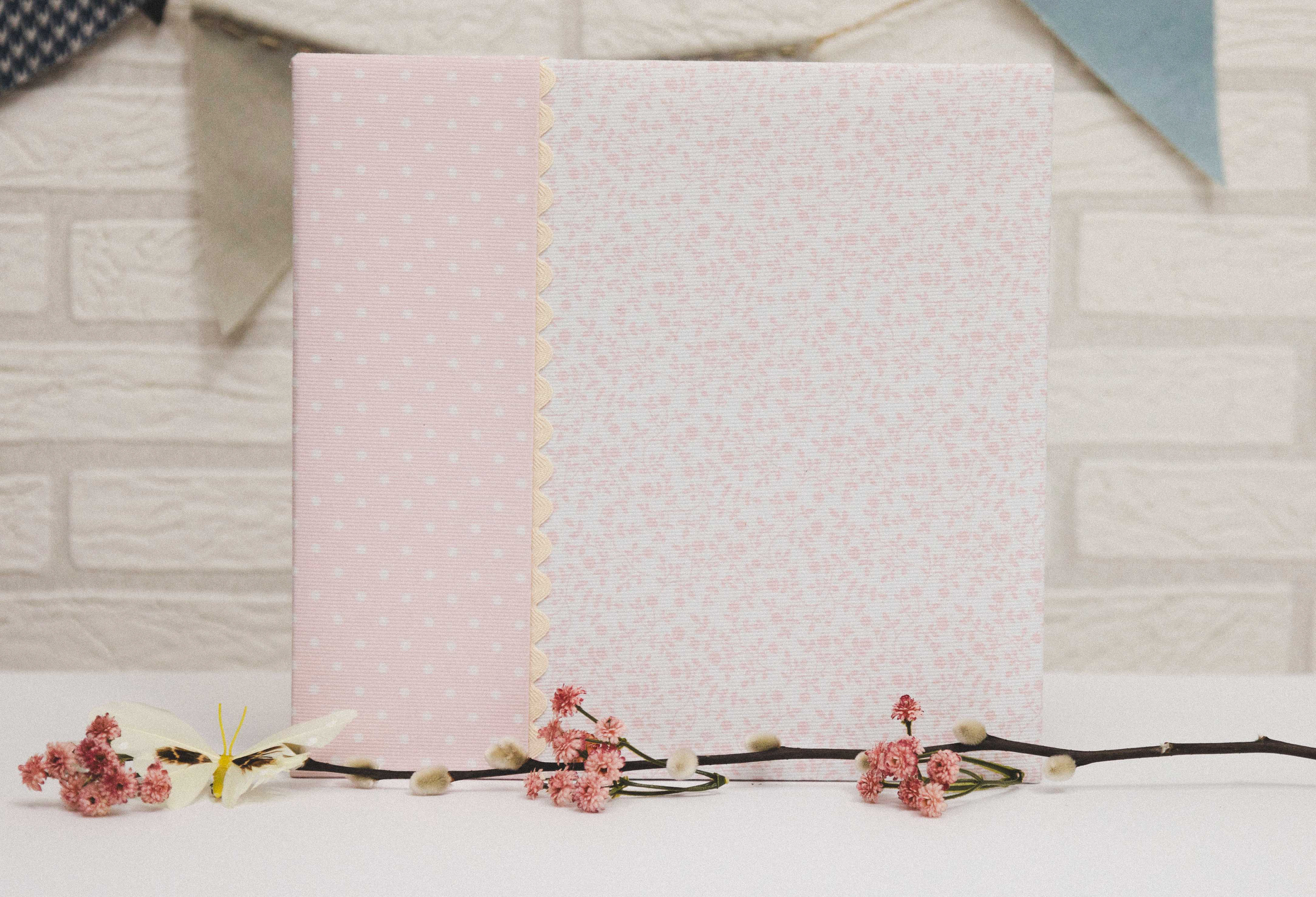 MODELO AB 110       MATERIALES LINO LUNARES ROSA PICONELA BEIG  LINO FLORES 0.2