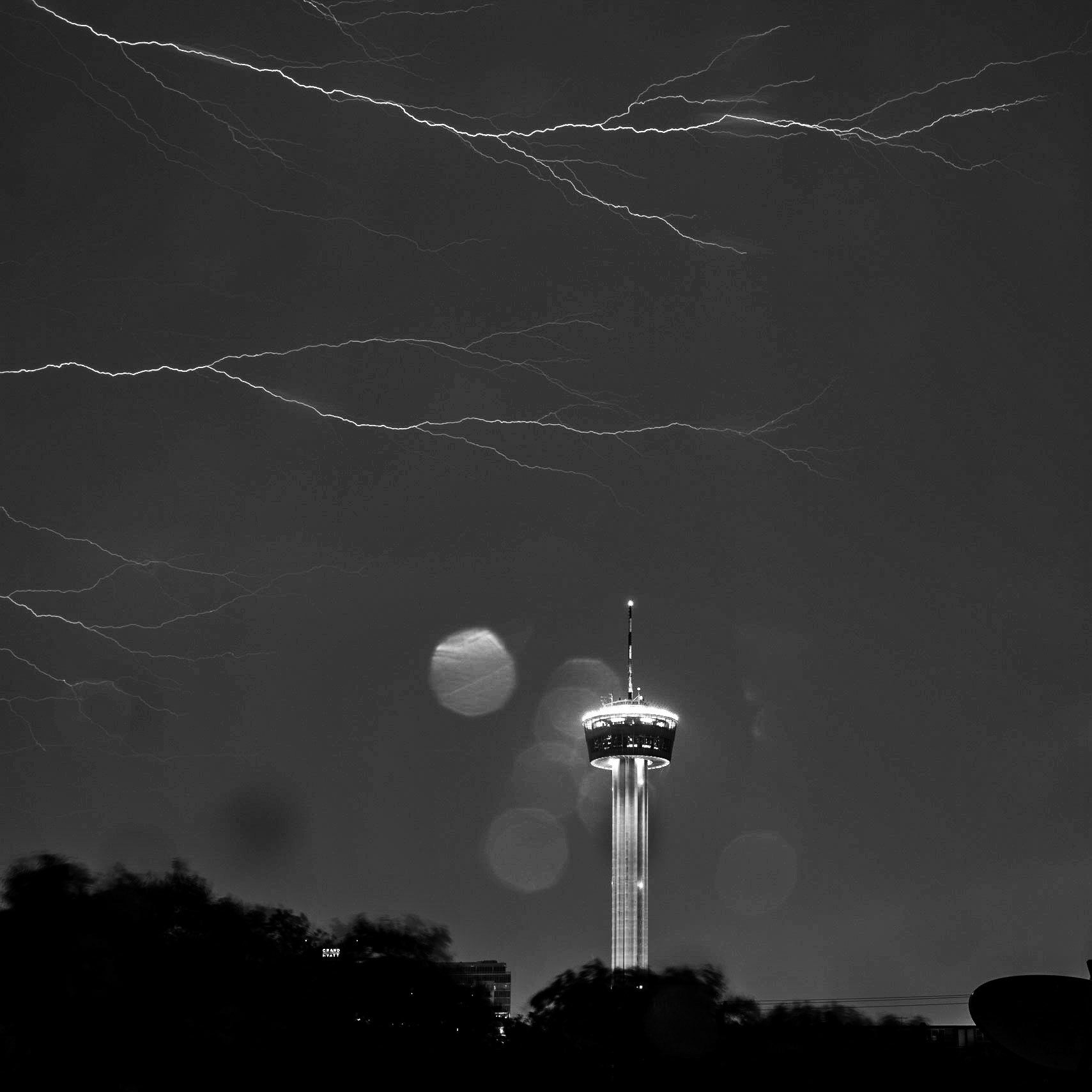 Lightning Creeping in