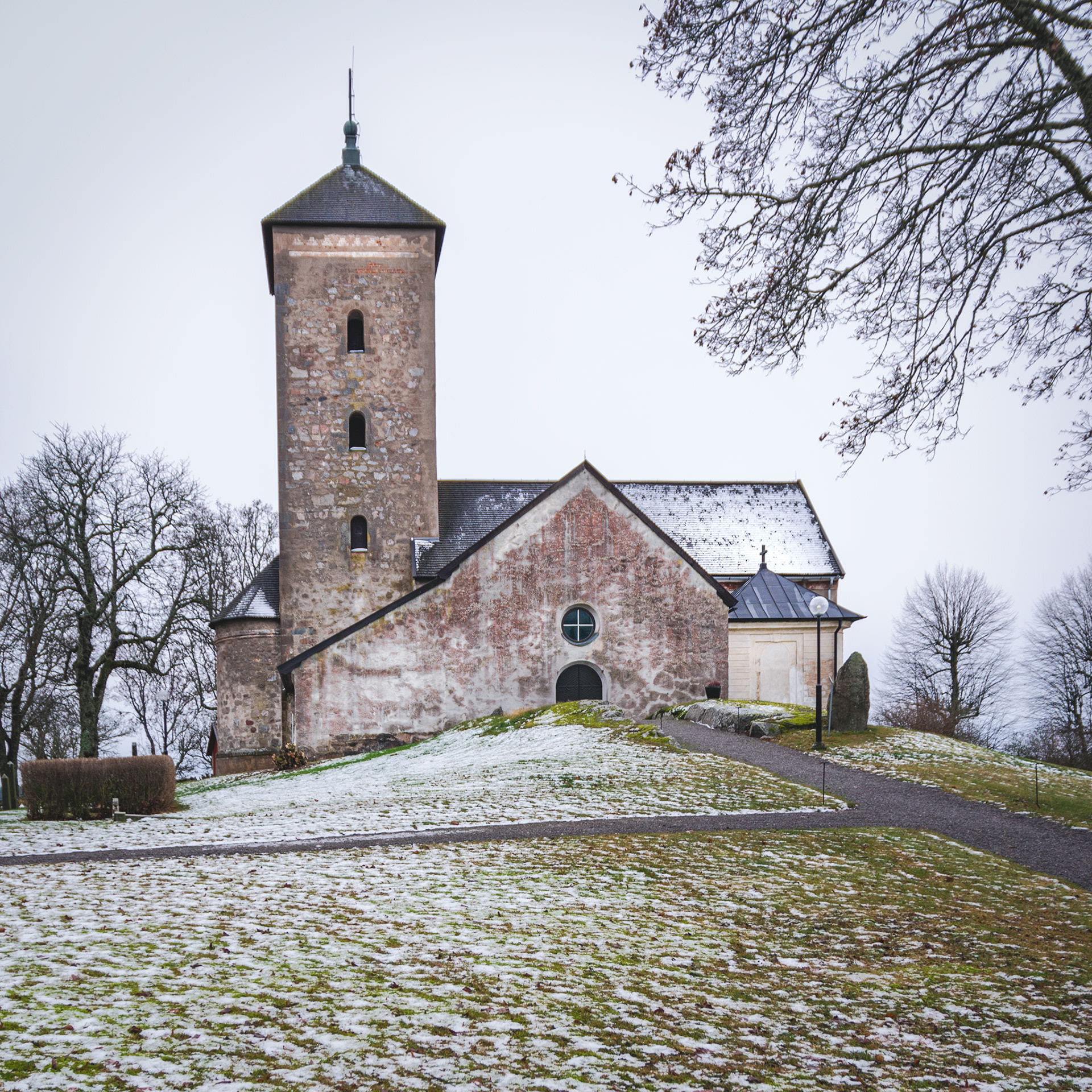 Skånela kyrka
