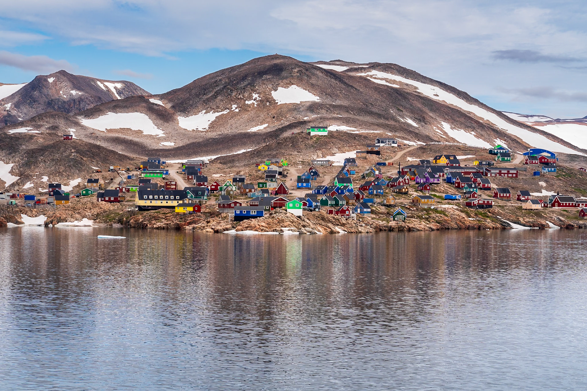 Ittoqqortoormiit Village