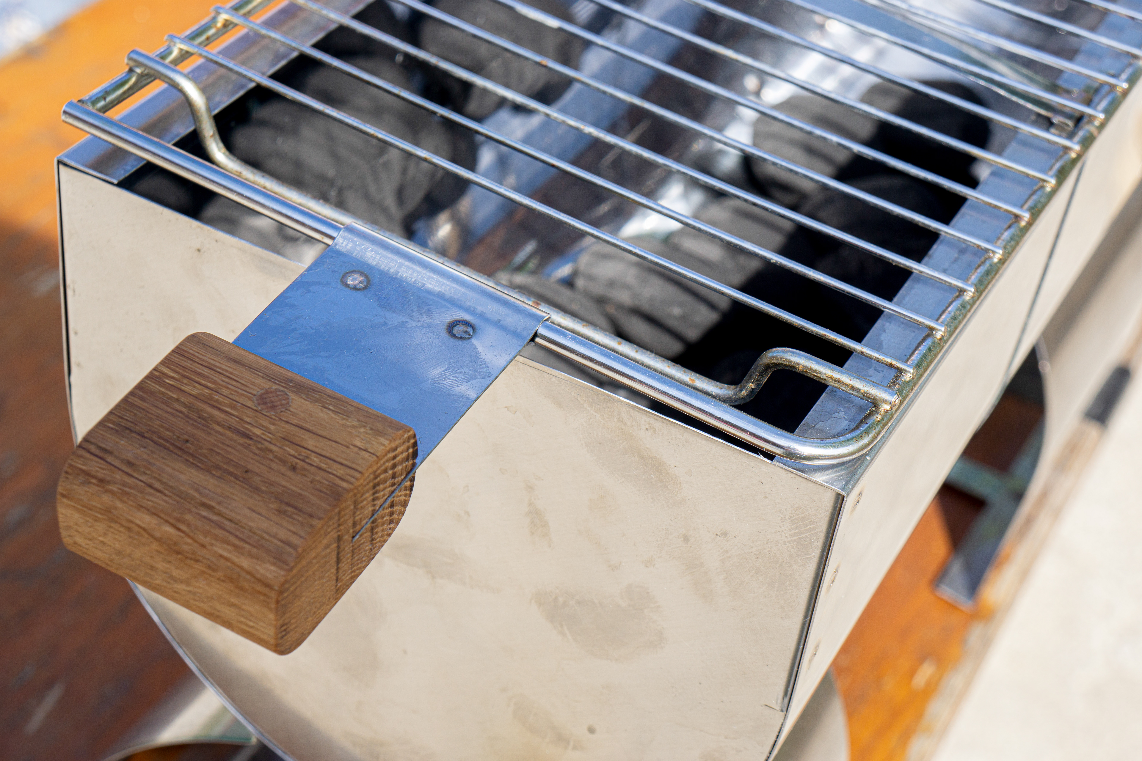 closeup grate handle