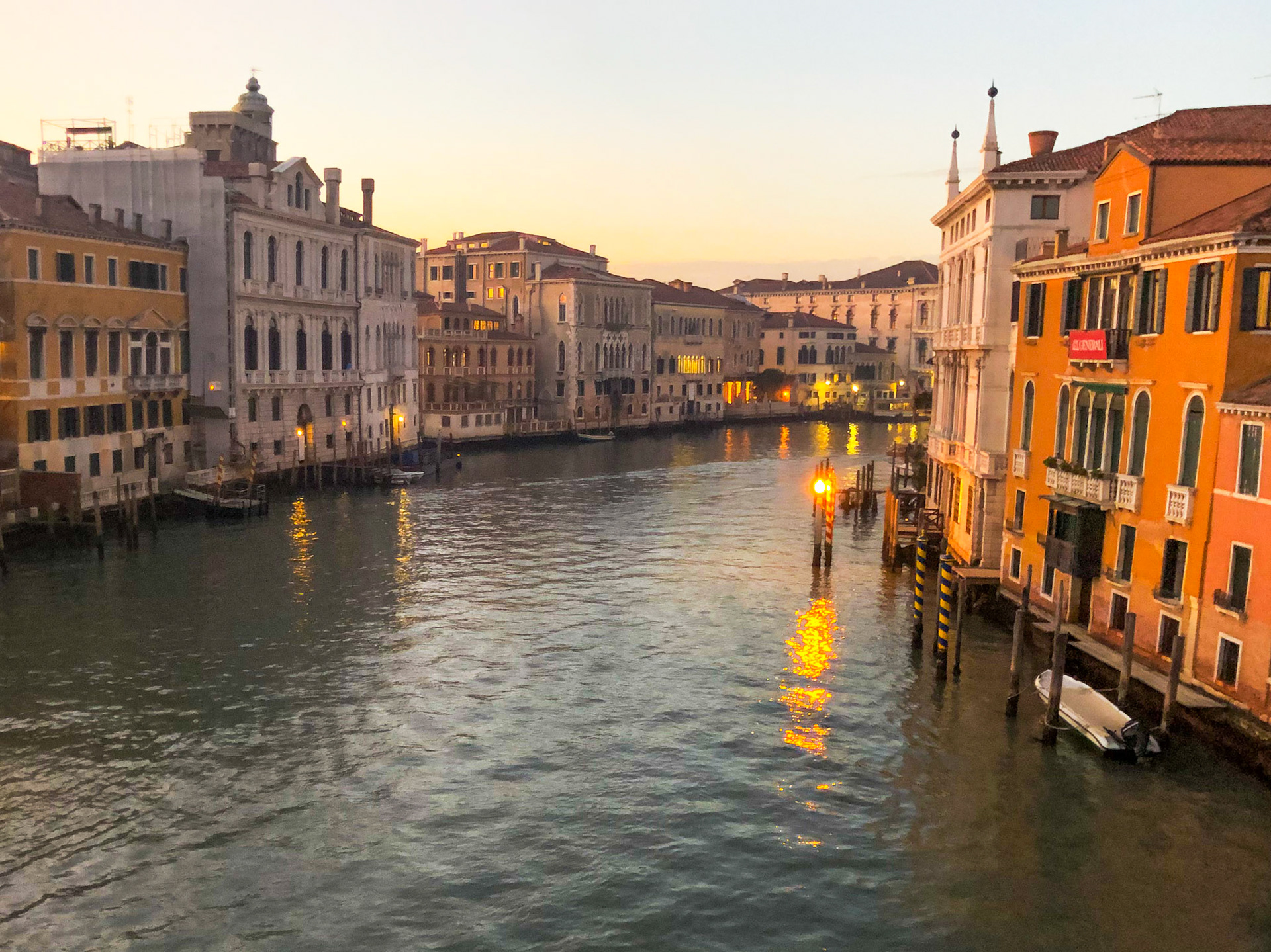 La calle del frente. Venecia, Italia. (2020). Fotografía propia.