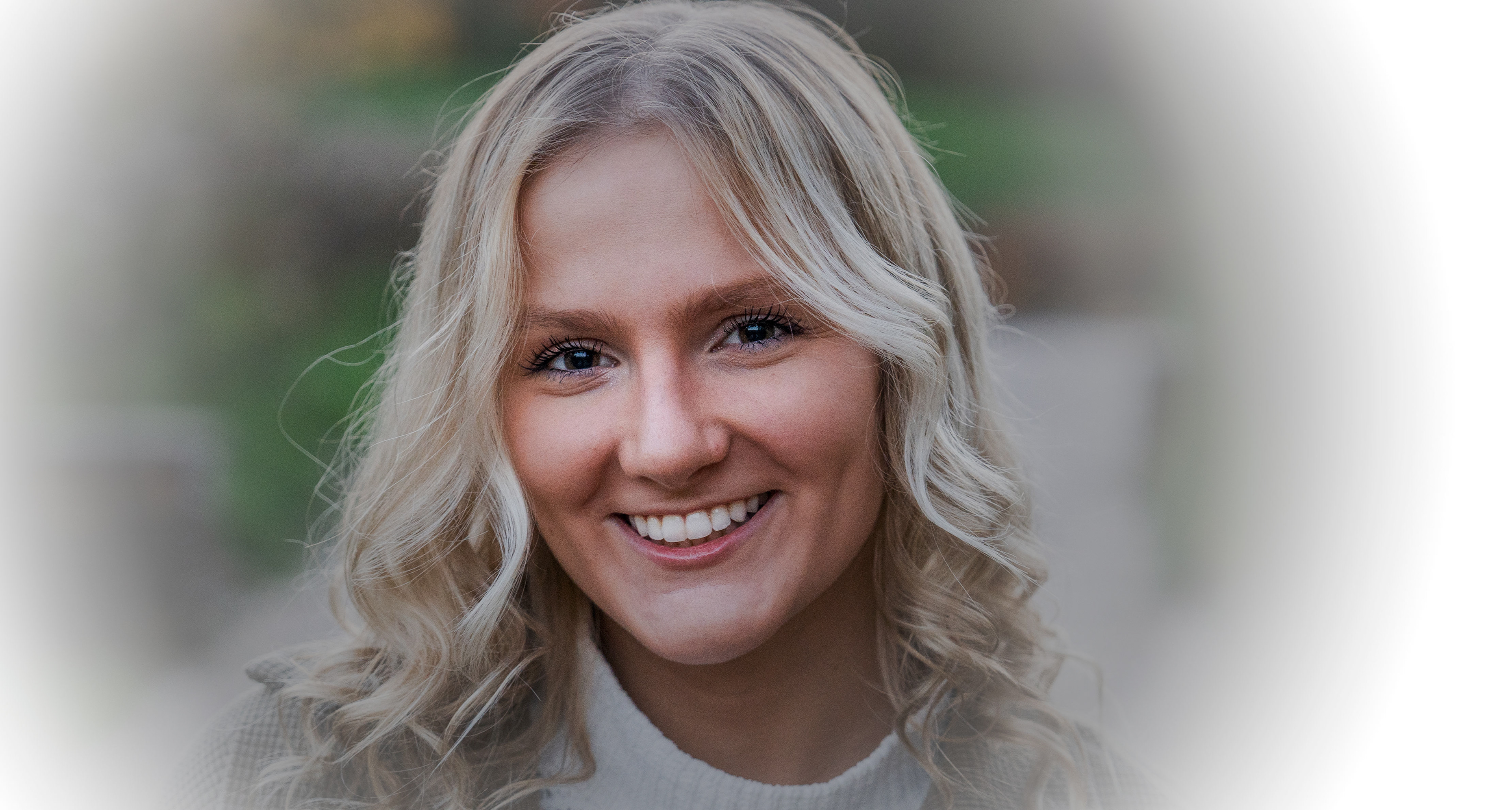 Senior portrait photo