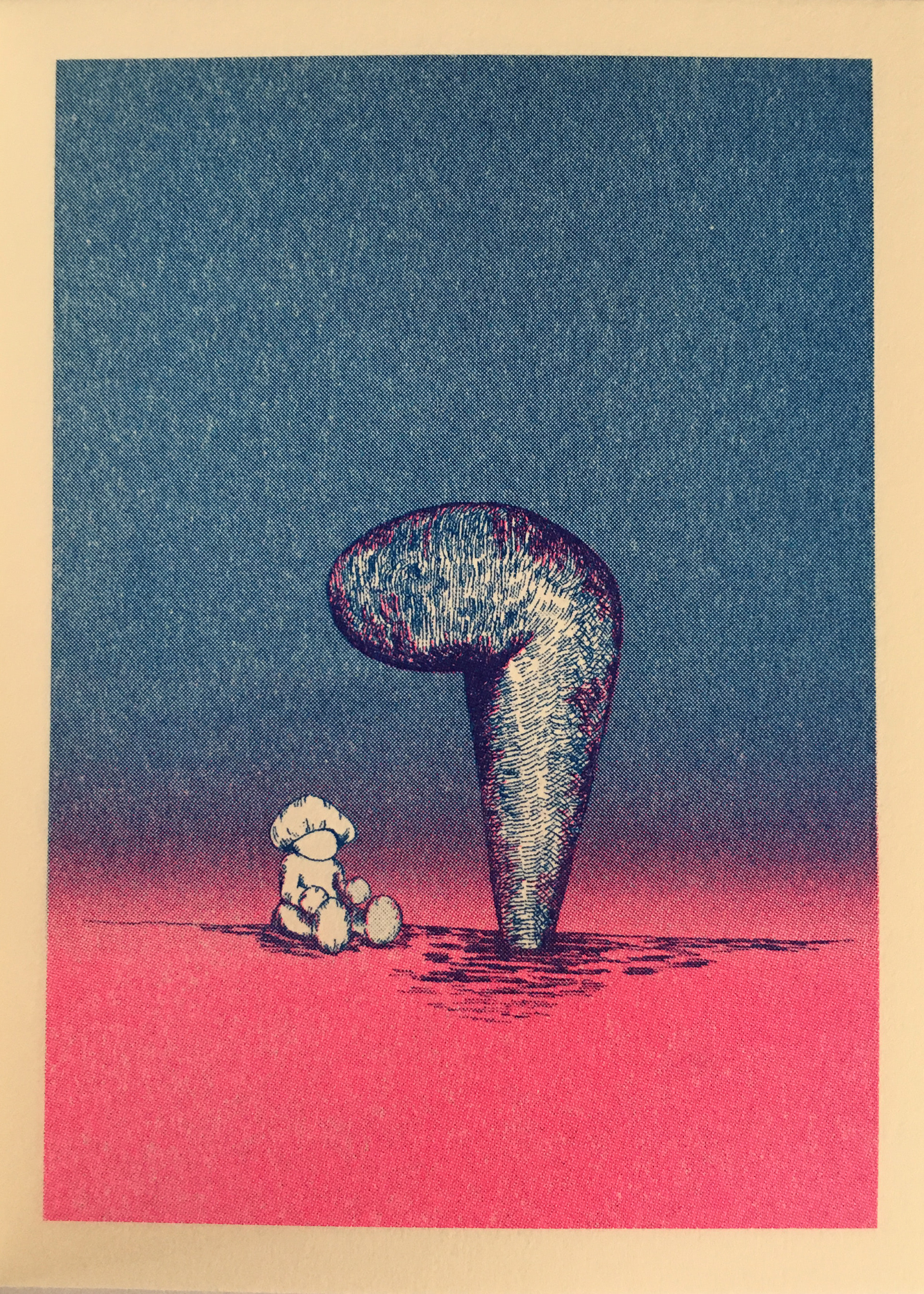 Kinoko was alone. It took the bag and put the bottom head into the ground. It sat down in a casual pose for a while.