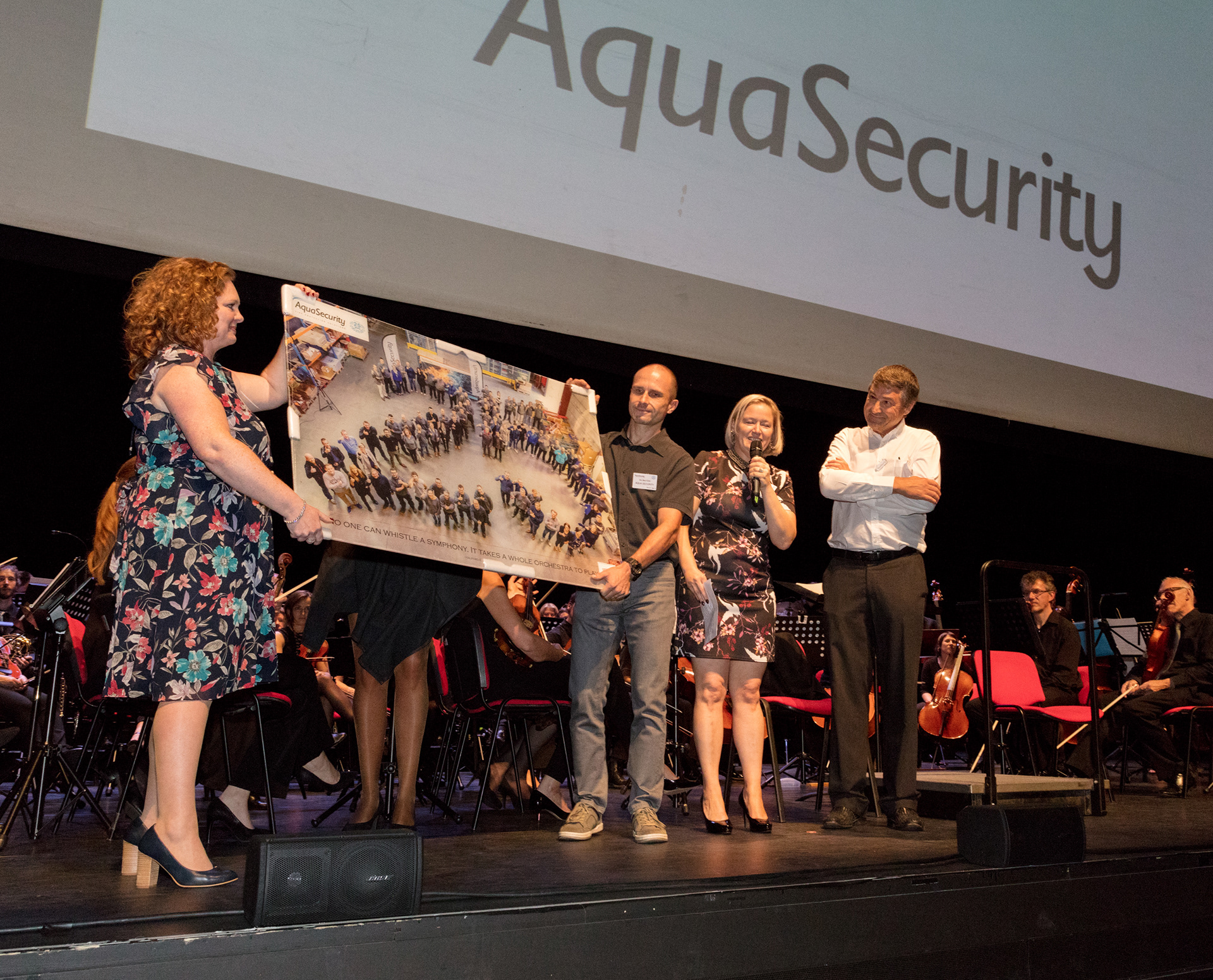Groepsfoto personeel AquaSecurity