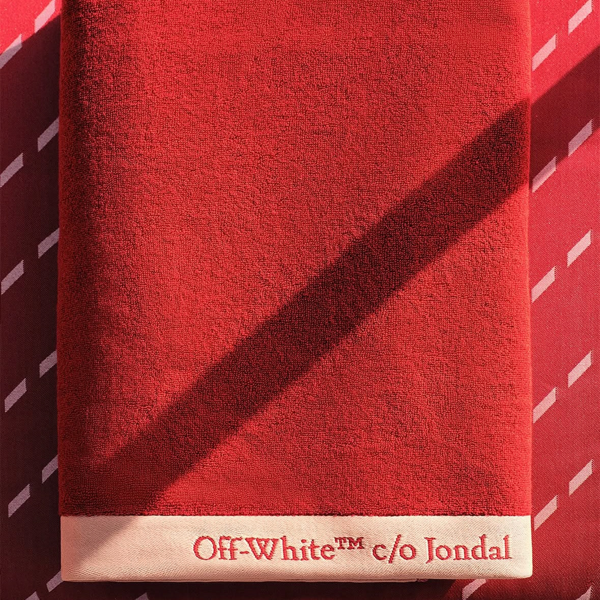 Off-White™ c/o Jondal