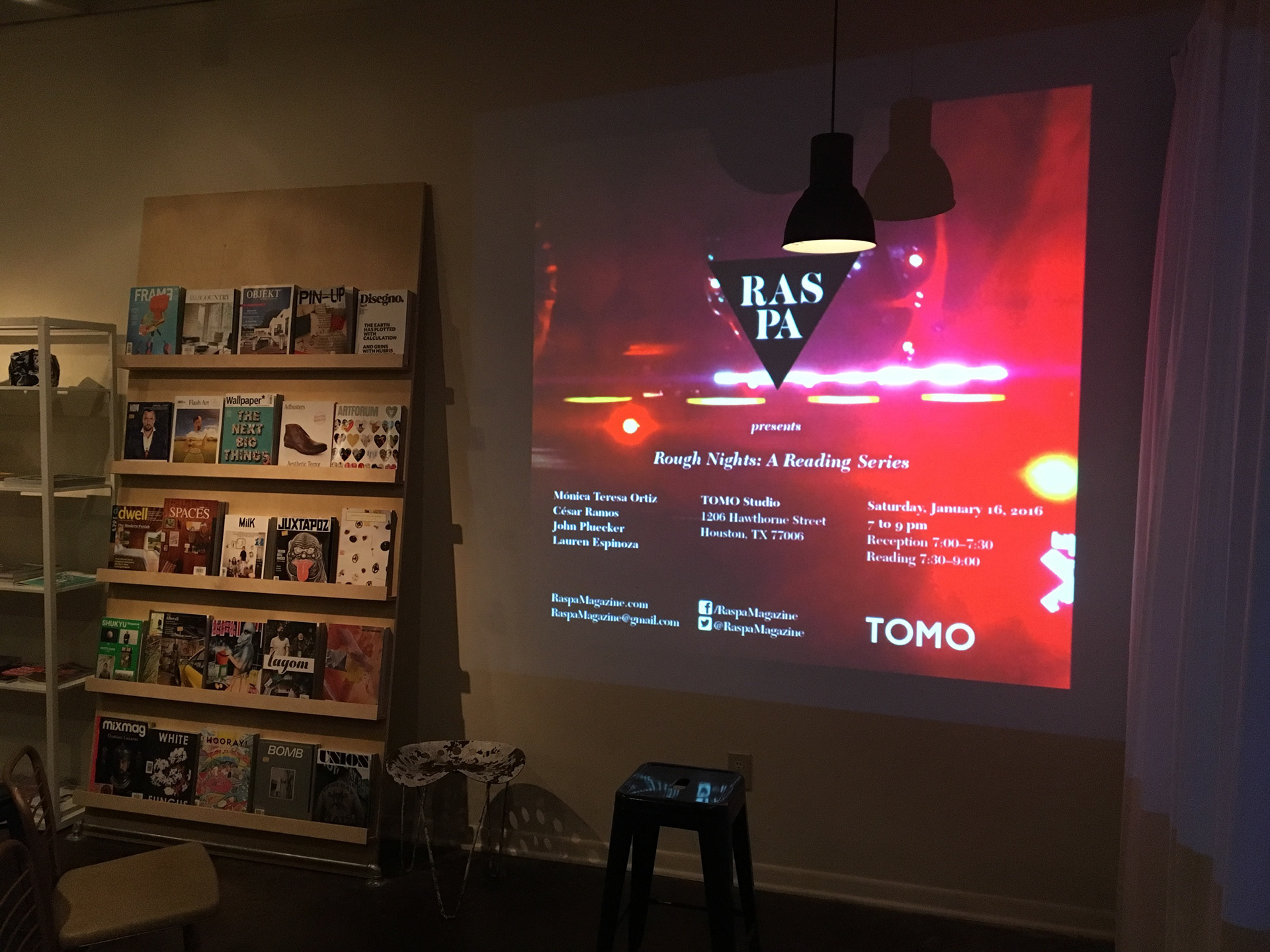 Poetry reading at Tomo Studio, Houston, 2016, Photo by César Ramos