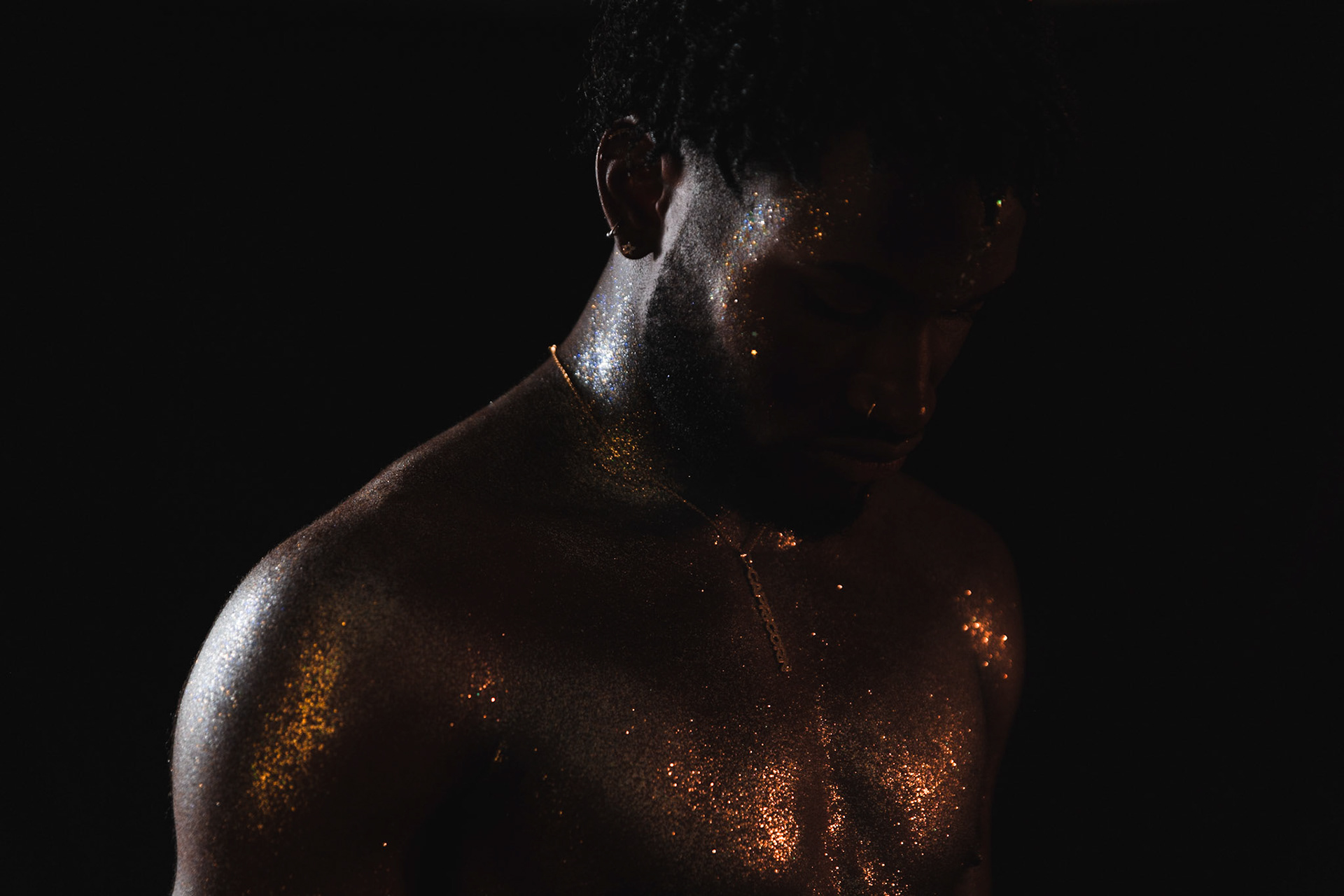 Dylan - Glitter Shoot