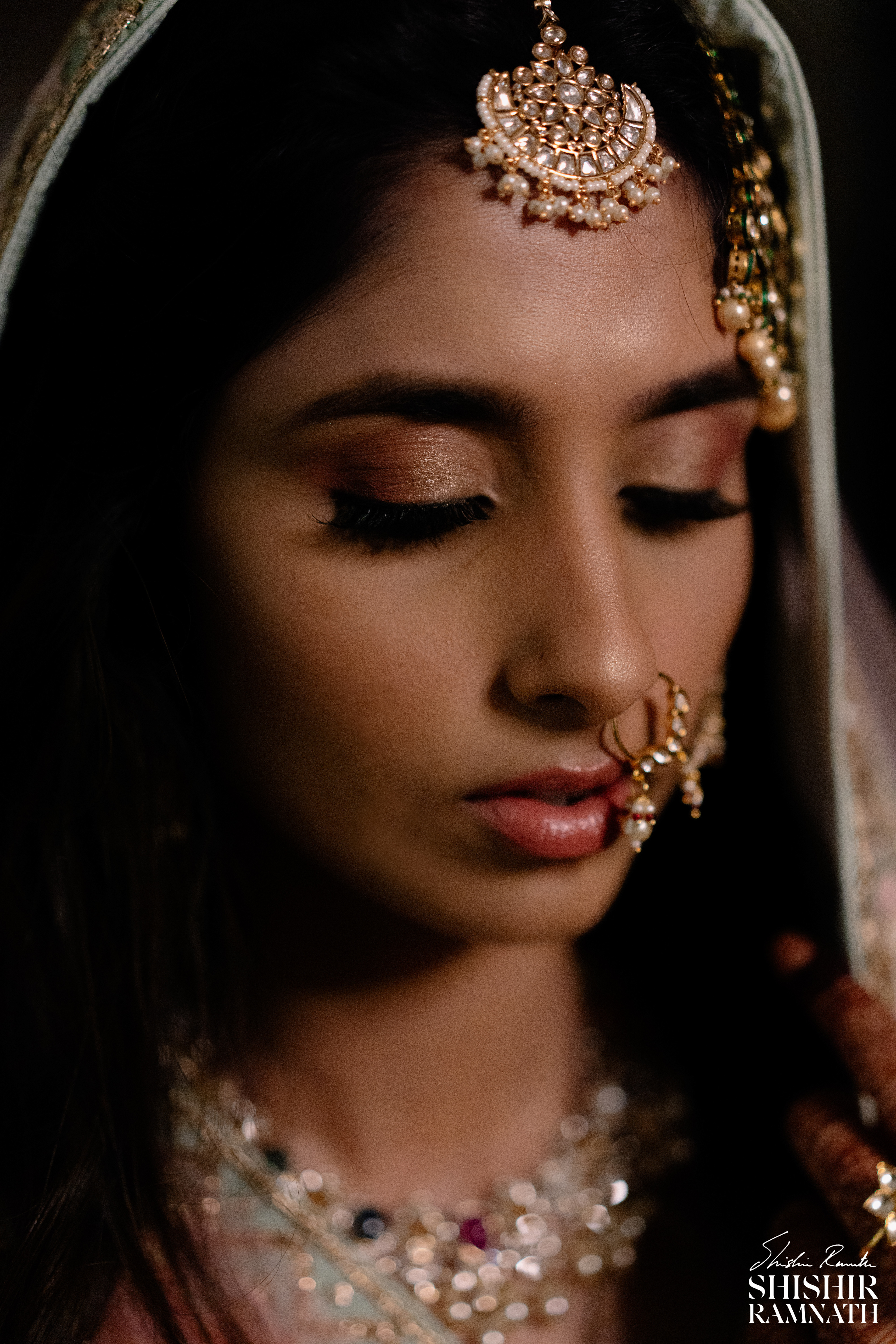 bridal portrait showcasing eye makeup of a muslim bride in india shot by shishir ramnath