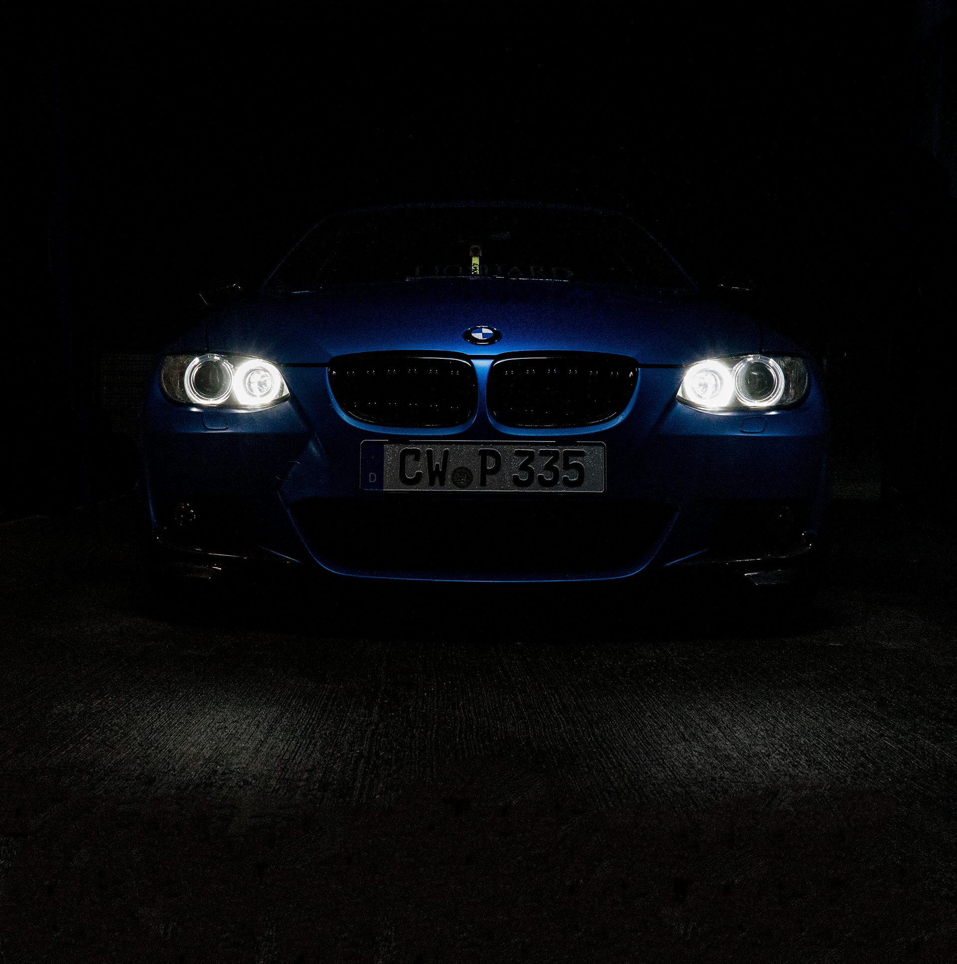 Product Photography by night