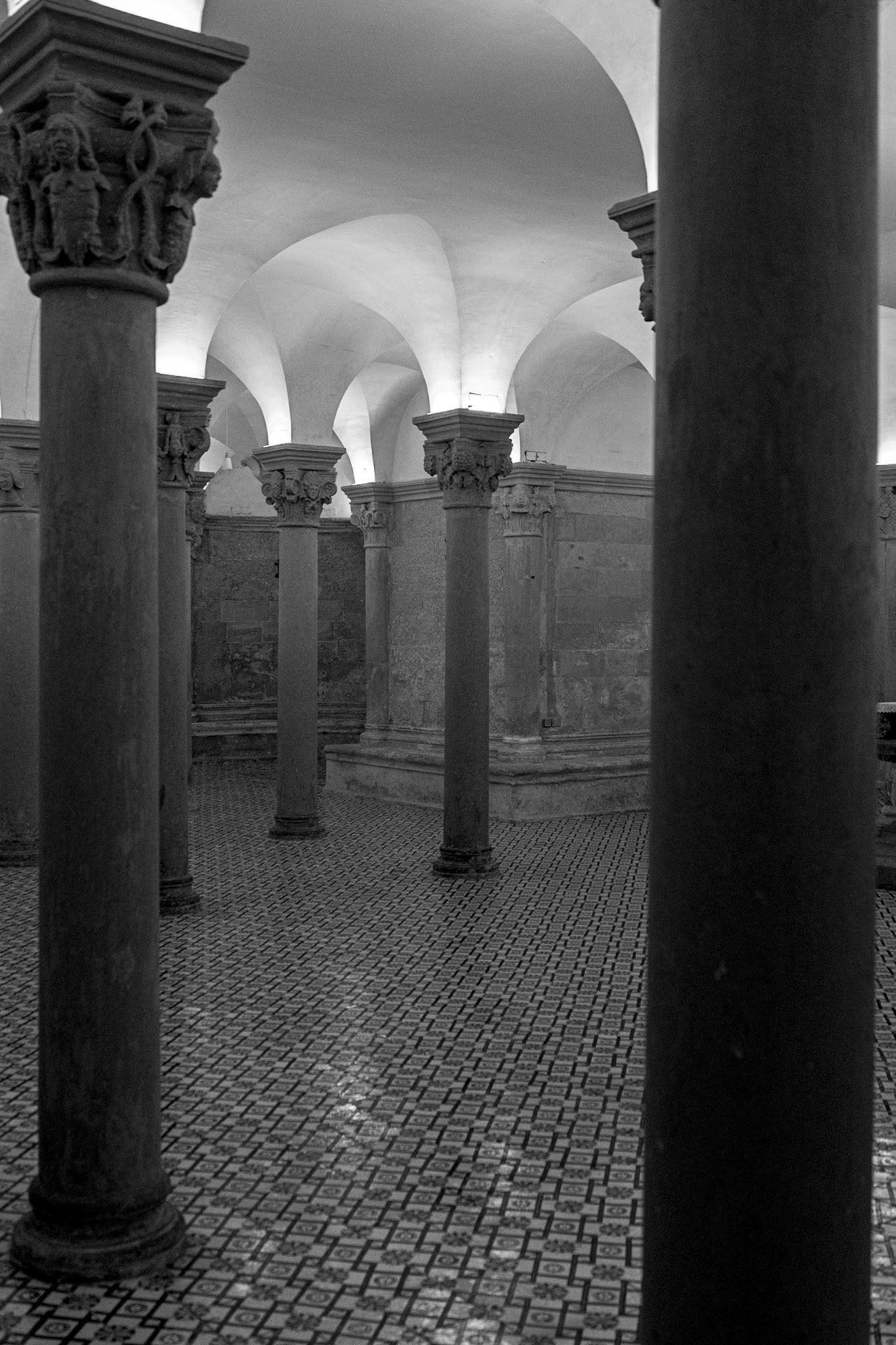 2024-09-11 16:29:27_RF24-240mm F4-6.3 IS USM_f/4.5_1/60 sec_Via Leonardo Prato_Lecce_Italy_40°21'6.048" N 18°10'9.714" E