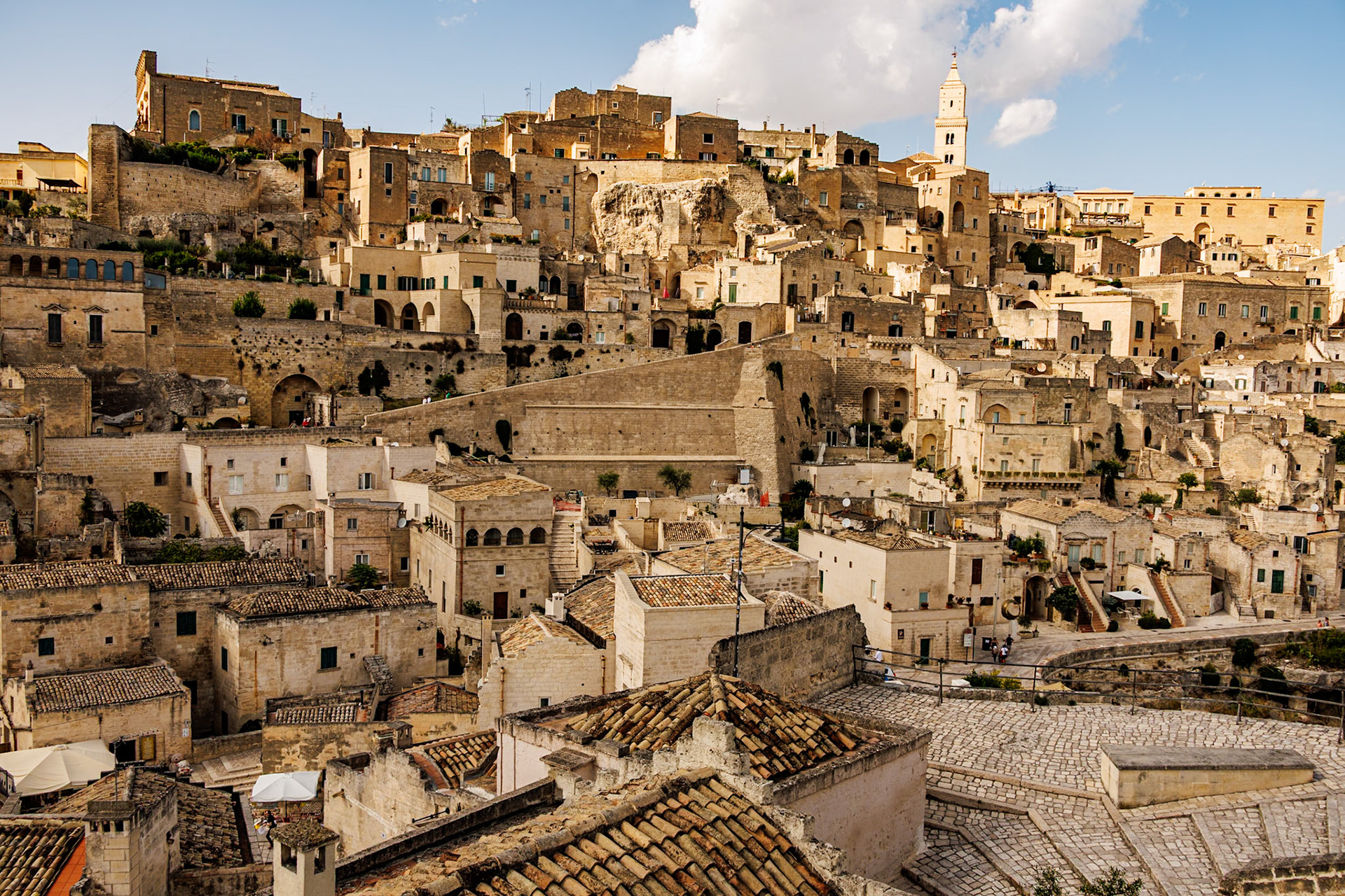 _2024-09-07__Canon__Canon EOS R3__ RF24-240mm F4-6.3 IS USM__f/8__1/250 sec__Via Madonna dell'Idris__Matera__Italy__40°39'51.3432" N 16°36'42.948" E