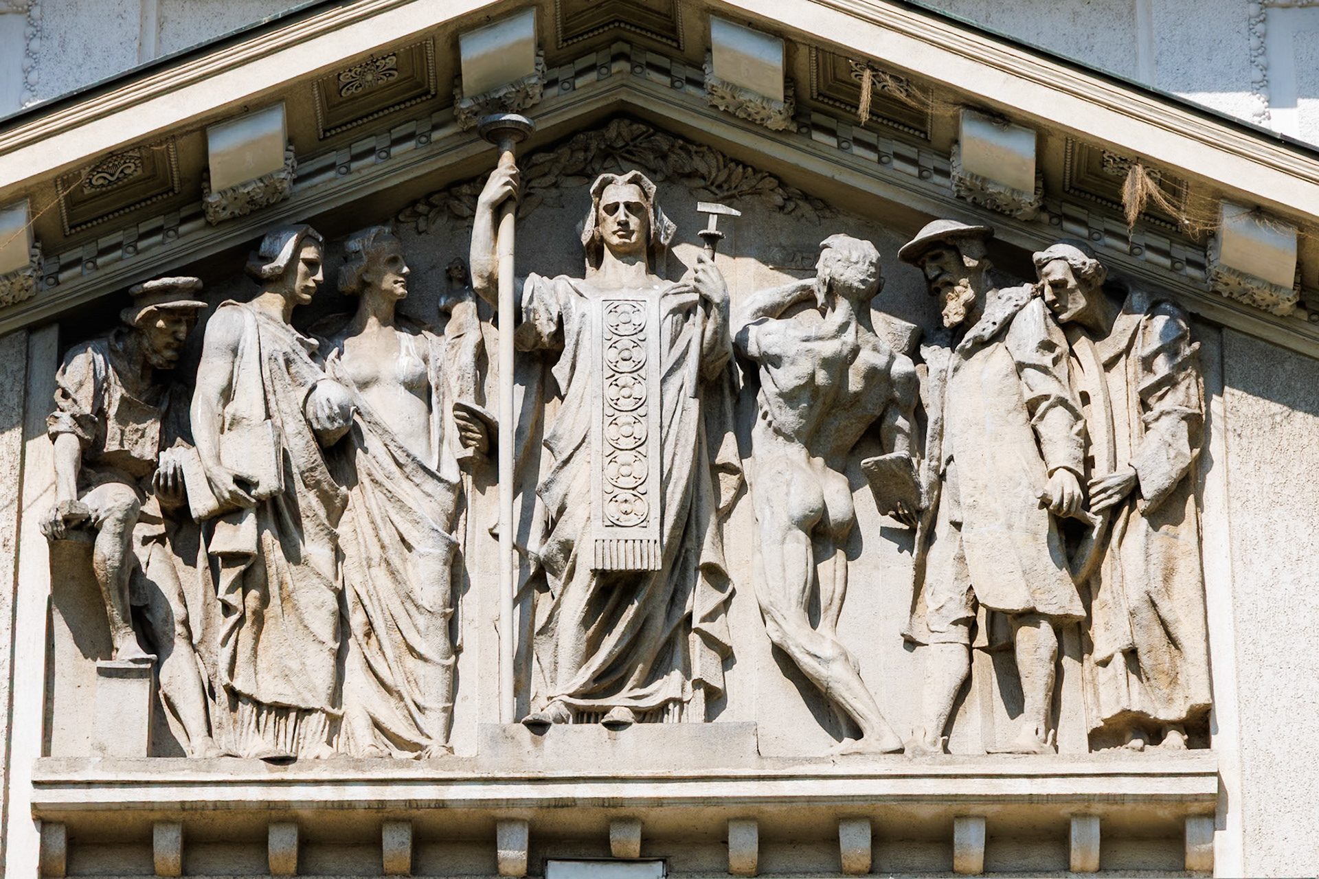 _2024-09-25__Canon__Canon EOS R3__ RF24-240mm F4-6.3 IS USM__f/8__1/250 sec__Mihanovićeva ulica__City of Zagreb__Croatia__45°48'20.1888" N 15°58'12.522" E