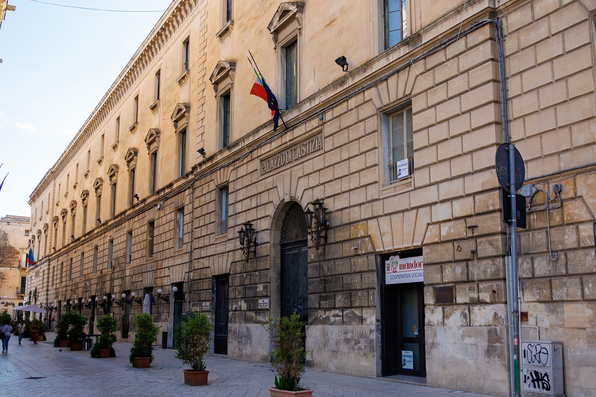 _2024-09-11__Canon__Canon EOS R3__ RF24-240mm F4-6.3 IS USM__f/5__1/80 sec________