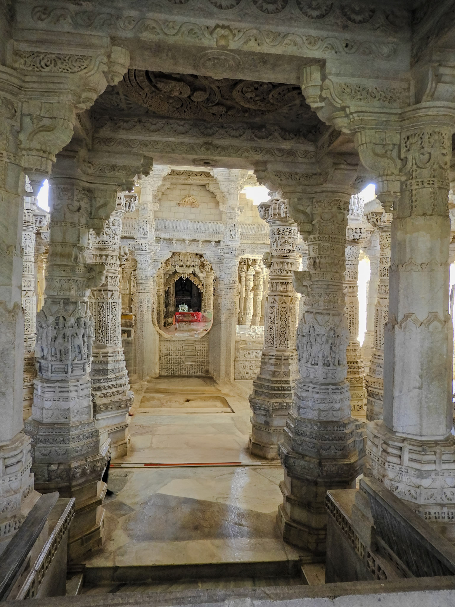 2018-02-22 12:25:01__f/3.3_1/30 sec__Desuri Tehsil_India_25°6'59.2668" N 73°28'19.1028" E